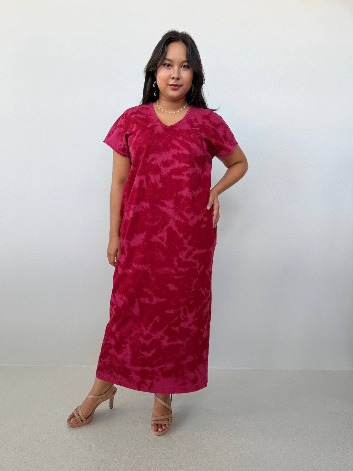 Mala Handworks Alisa Petite Cotton Kaftan in Ruby Tie Dye