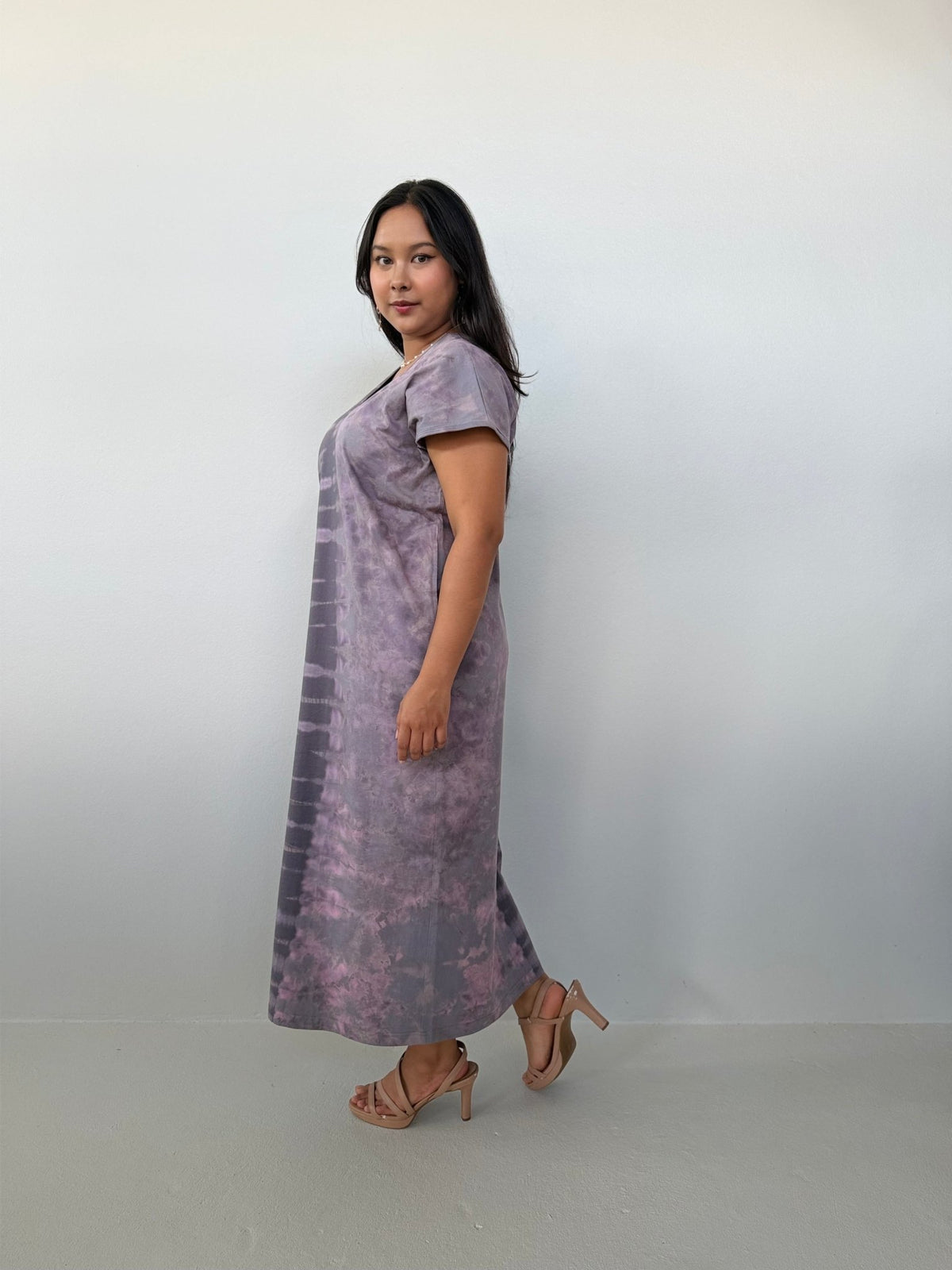Mala Handworks Alisa Petite Cotton Kaftan in Stone Tie Dye