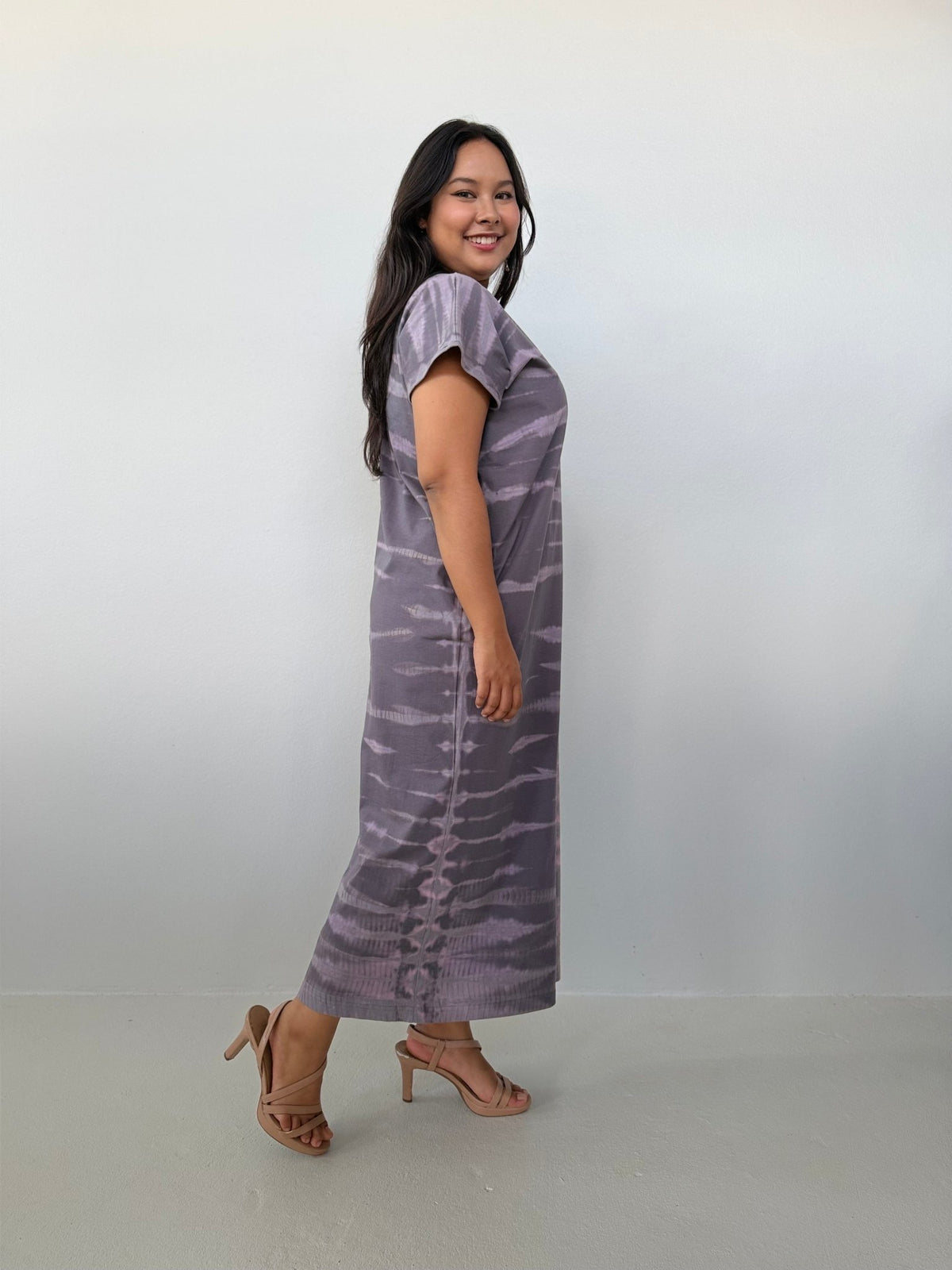 Mala Handworks Alisa Petite Cotton Kaftan in Stone Tie Dye
