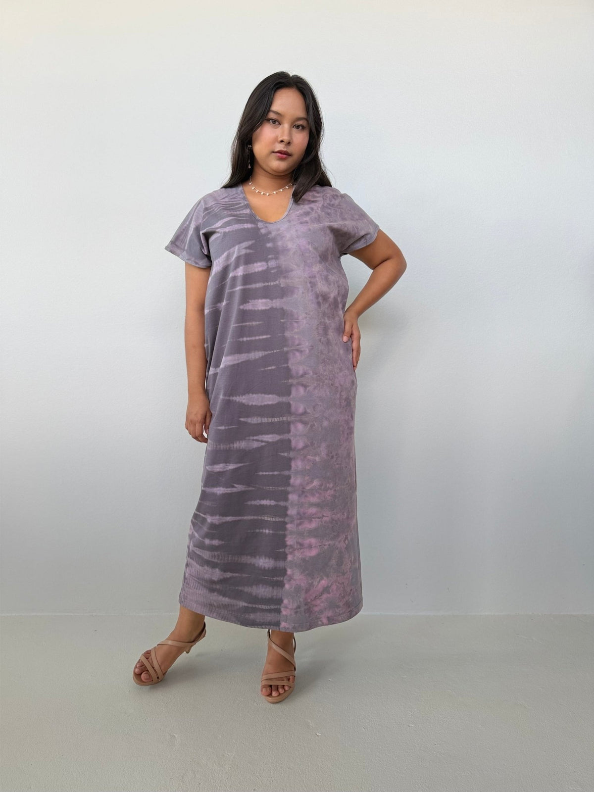 Mala Handworks Alisa Petite Cotton Kaftan in Stone Tie Dye