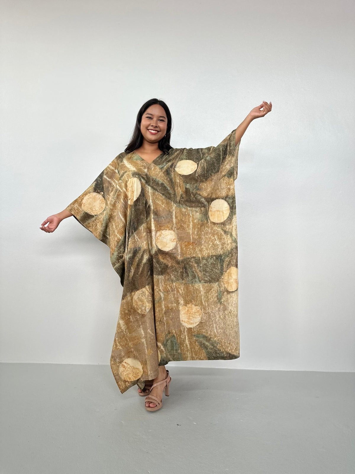 Amina Hand - Painted Kaftan with Natural Dye - Mala Handworks