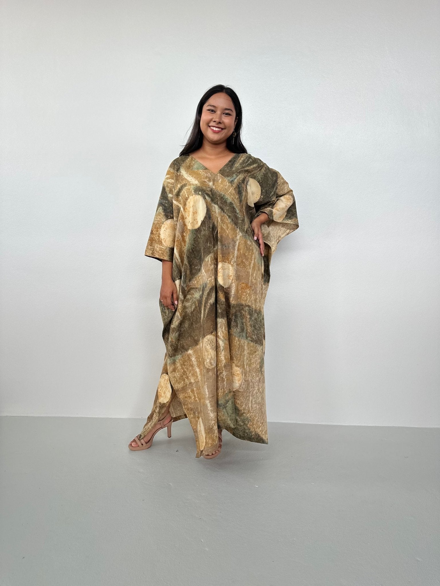 Amina Hand - Painted Kaftan with Natural Dye - Mala Handworks