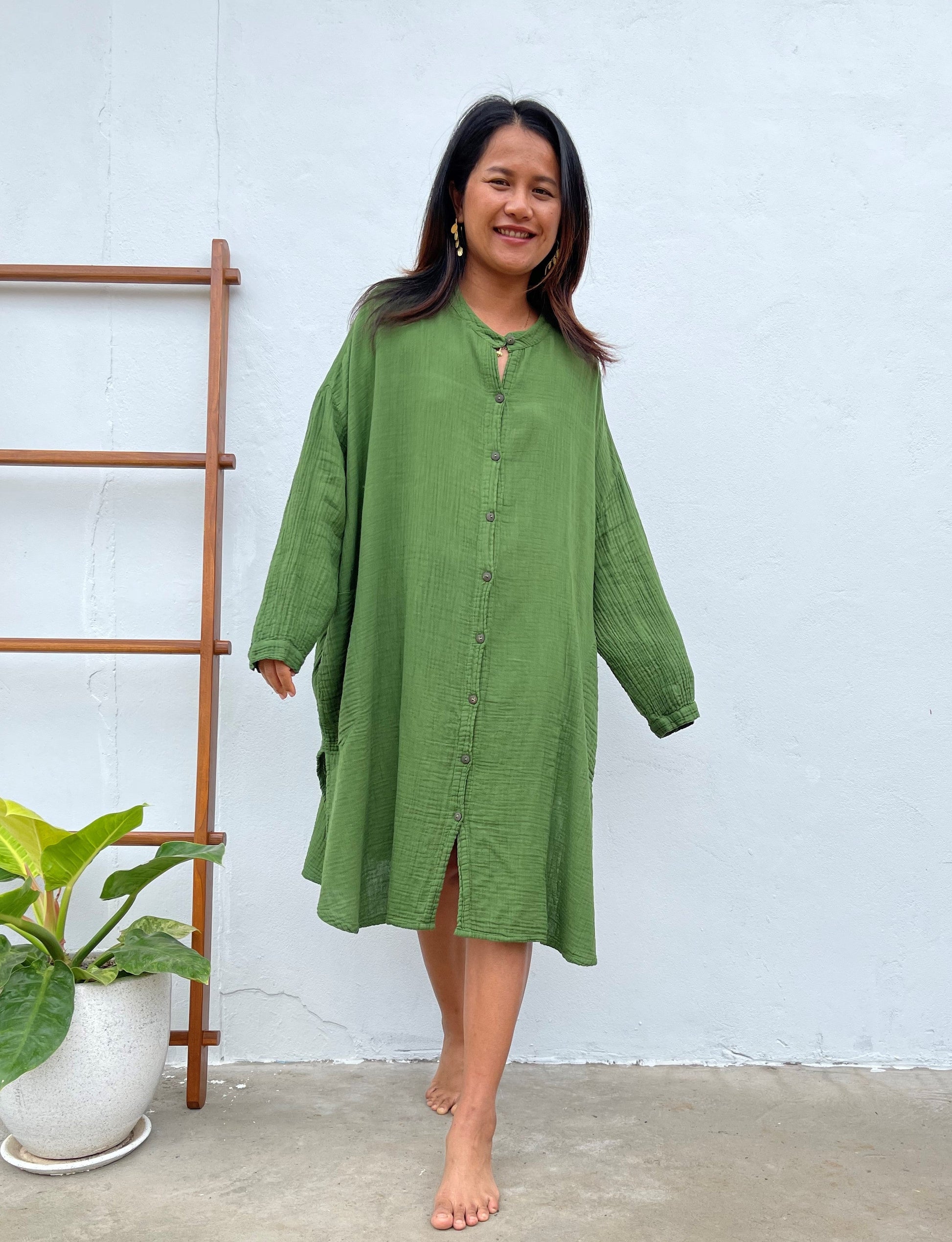 MALA handworks Aura Double Gauze Cotton Midi Shirt Dress in Green