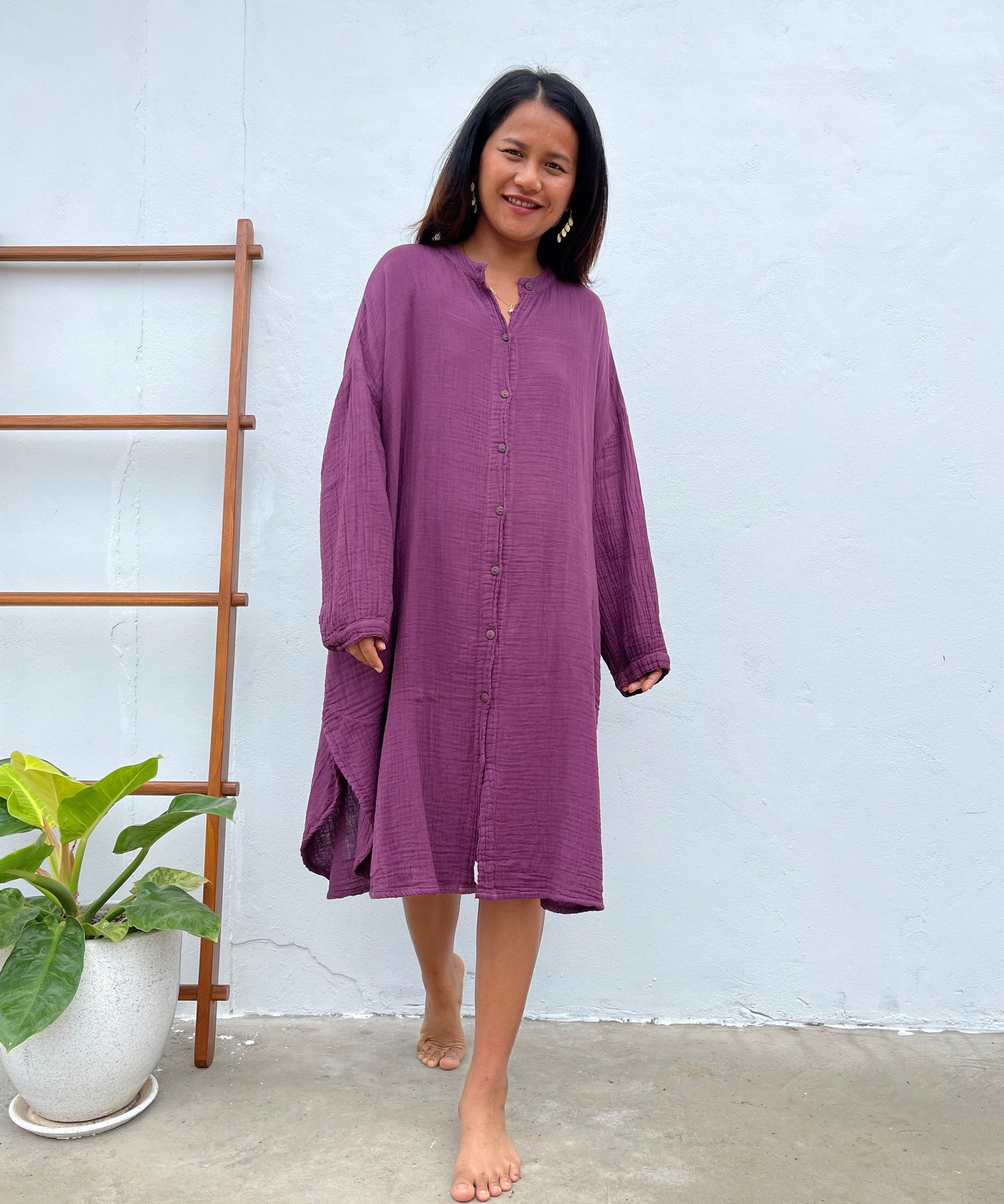 MALA handworks 41 in. Aura Double Gauze Cotton Midi Shirt Dress in Purple