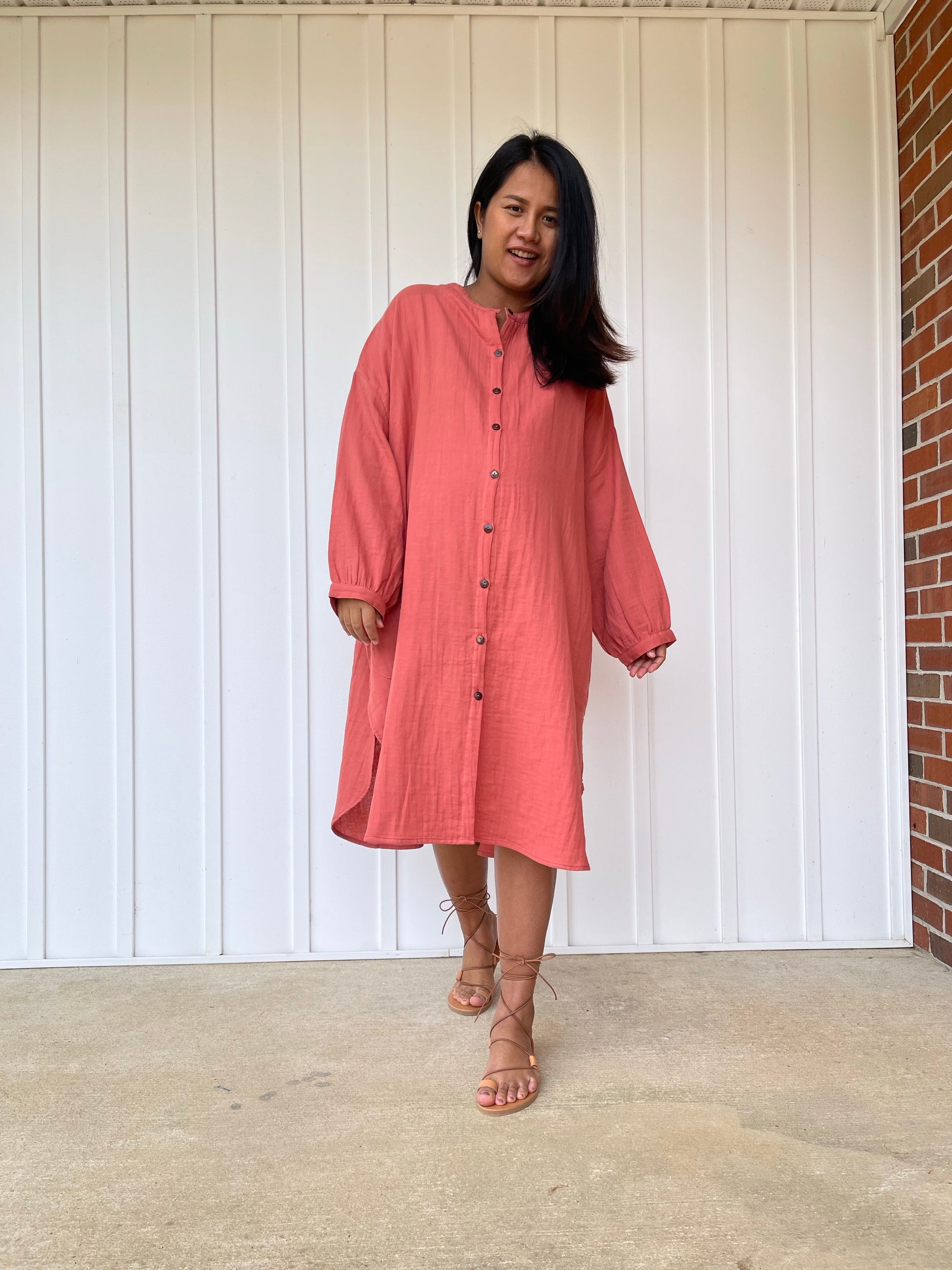 MALA handworks 41 in. Aura Double Gauze Cotton Midi Shirt Dress in Salmon Pink