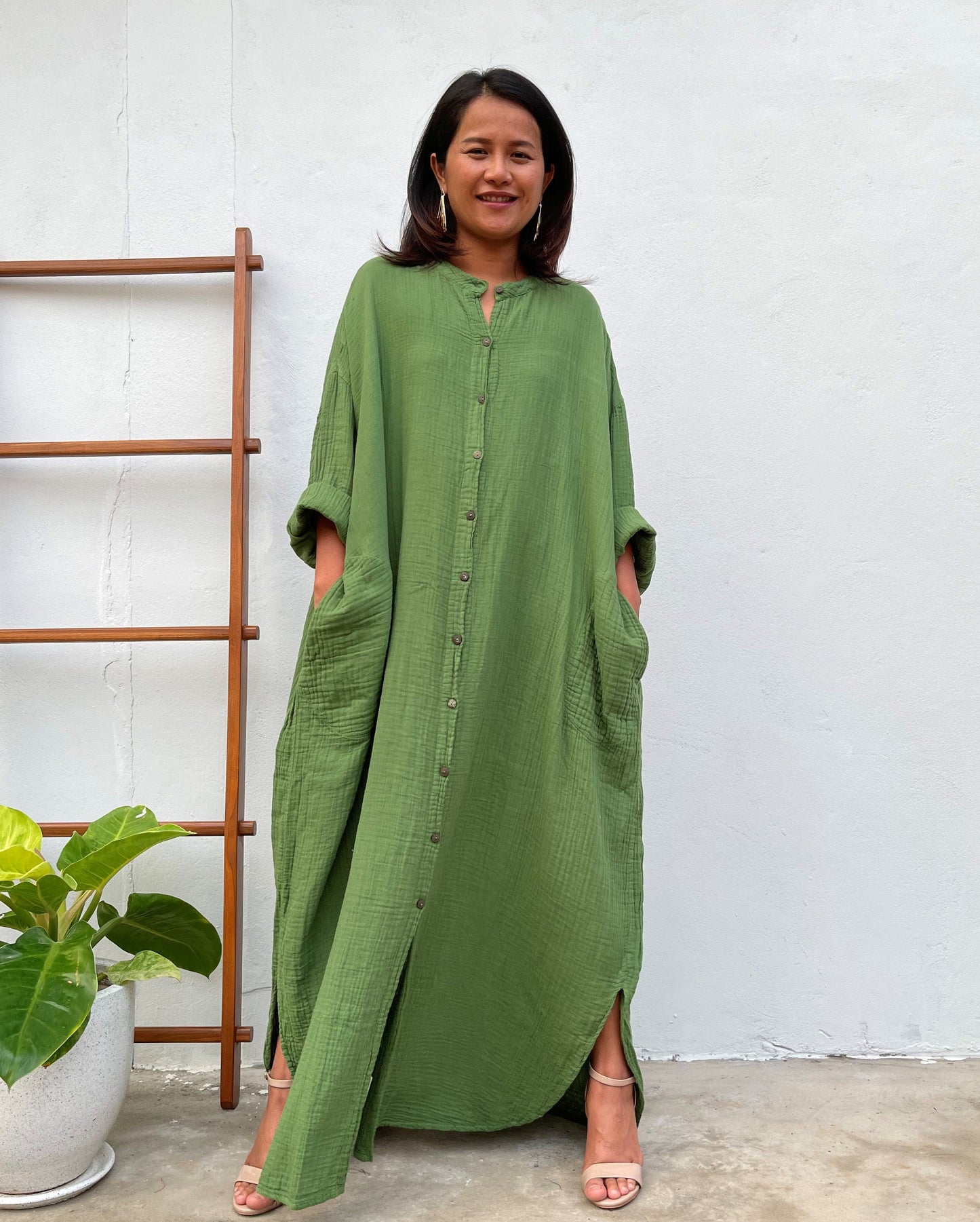 MALA handworks Aura Double Gauze Cotton Shirt Dress in Green