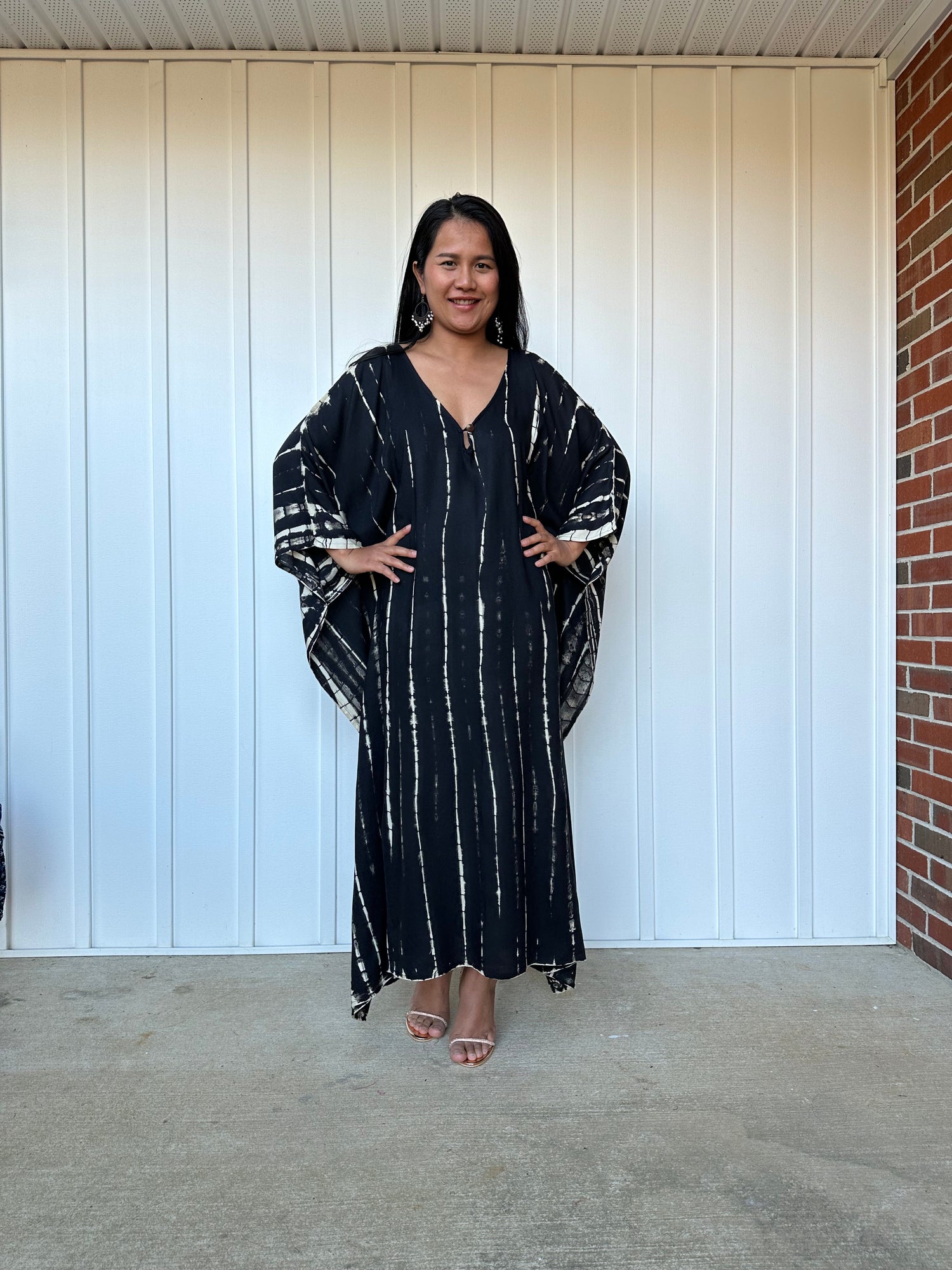 MALA handworks Bella Midi Kaftan in Black and off White with front Button