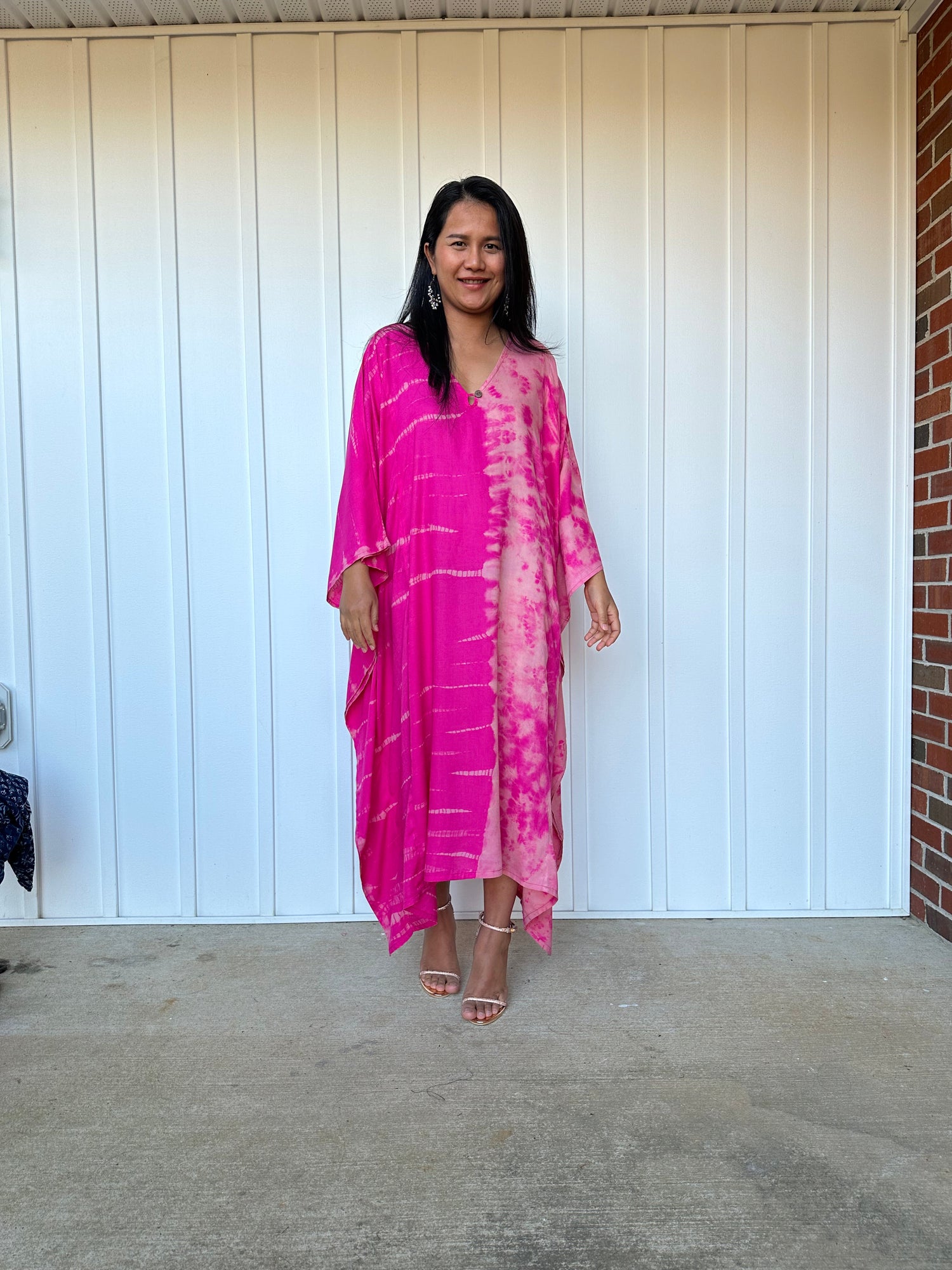 MALA handworks  Bella Midi Kaftan in Fuchsia Tie Dye with front Button