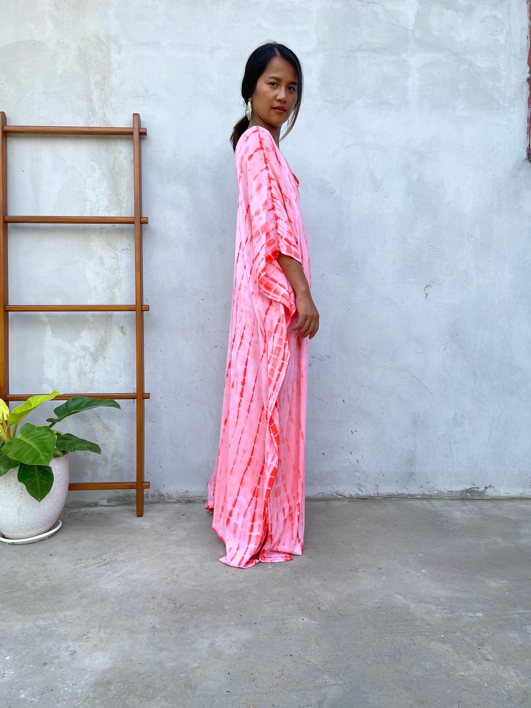 MALA handworks  Bella Midi Kaftan in Fuchsia Tie Dye with front Button