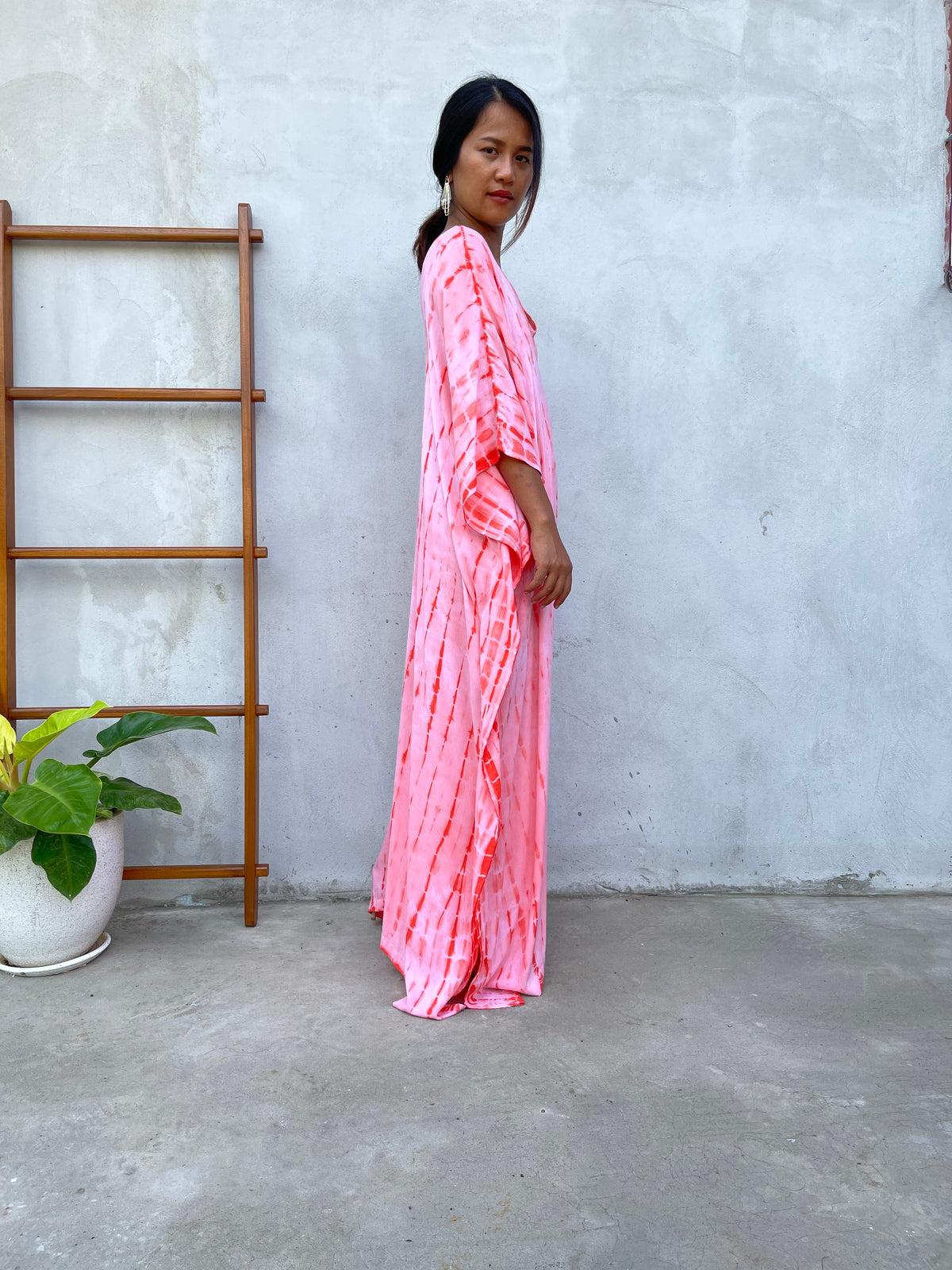 MALA handworks  Bella Midi Kaftan in Fuchsia Tie Dye with front Button