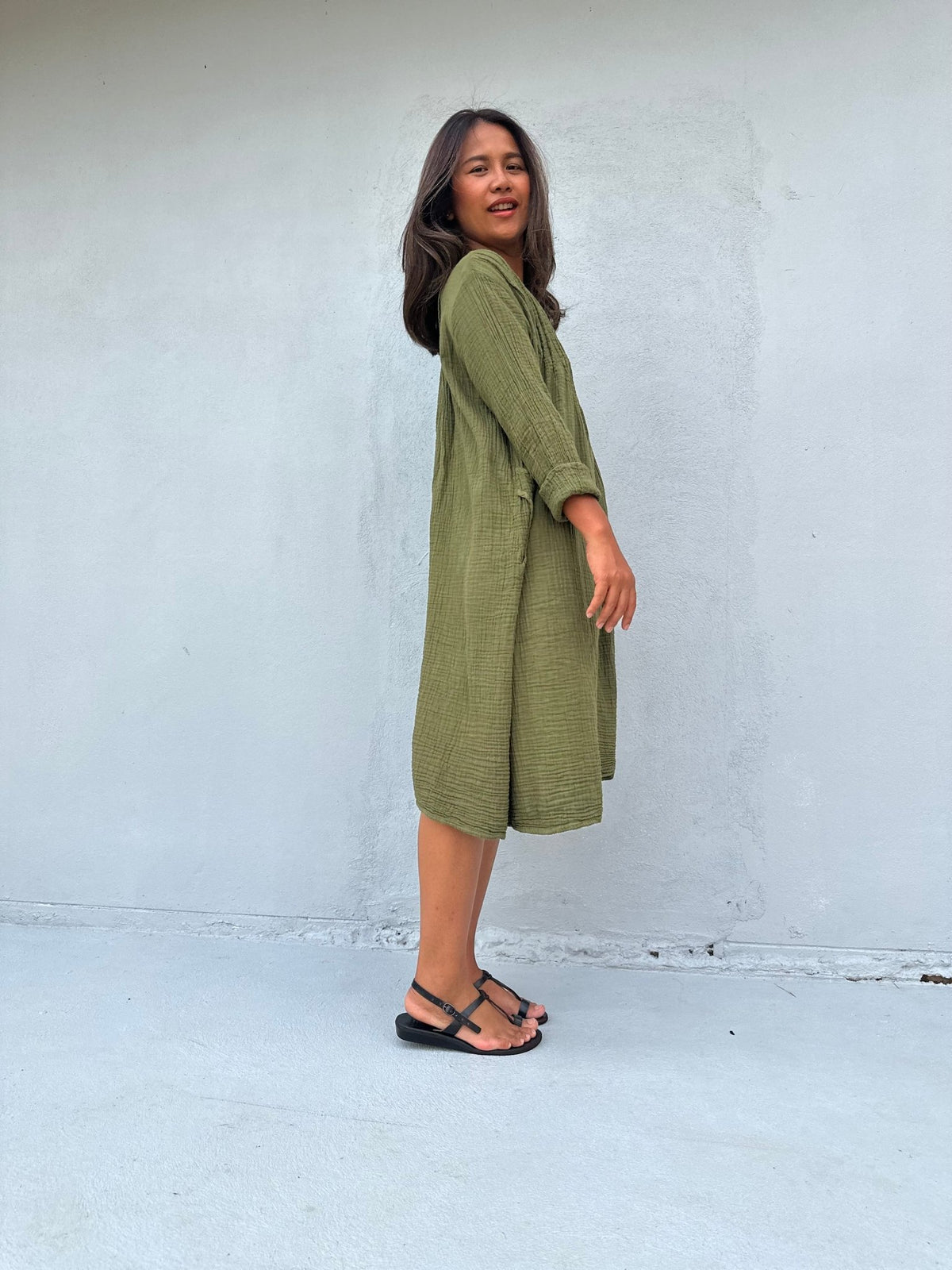 Mala Handworks Bree Double Gauze Cotton Dress in Moss Green