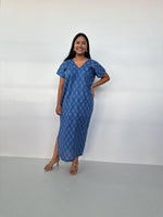 Mala Handworks Callie Petite Cotton Kaftan in Cornflower Paisley