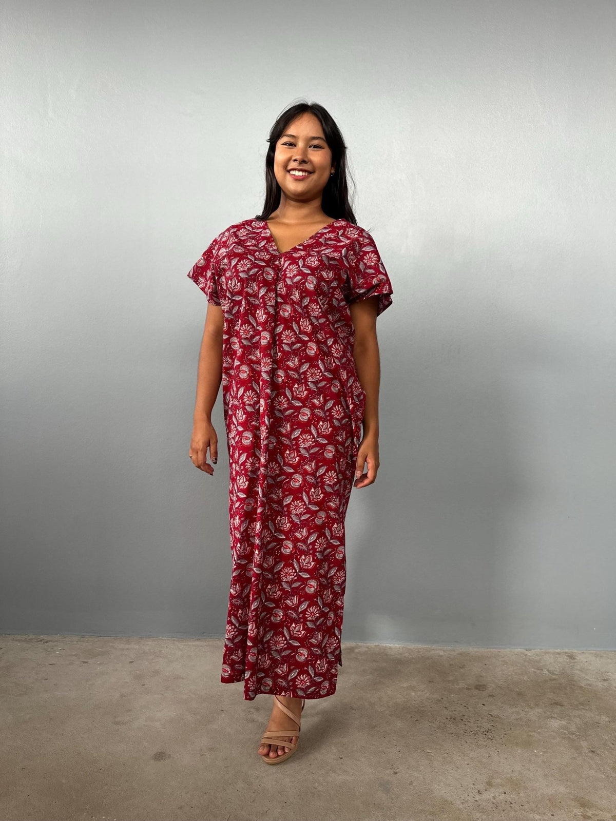 Mala Handworks Callie Petite Cotton Kaftan in Merlot Paisley