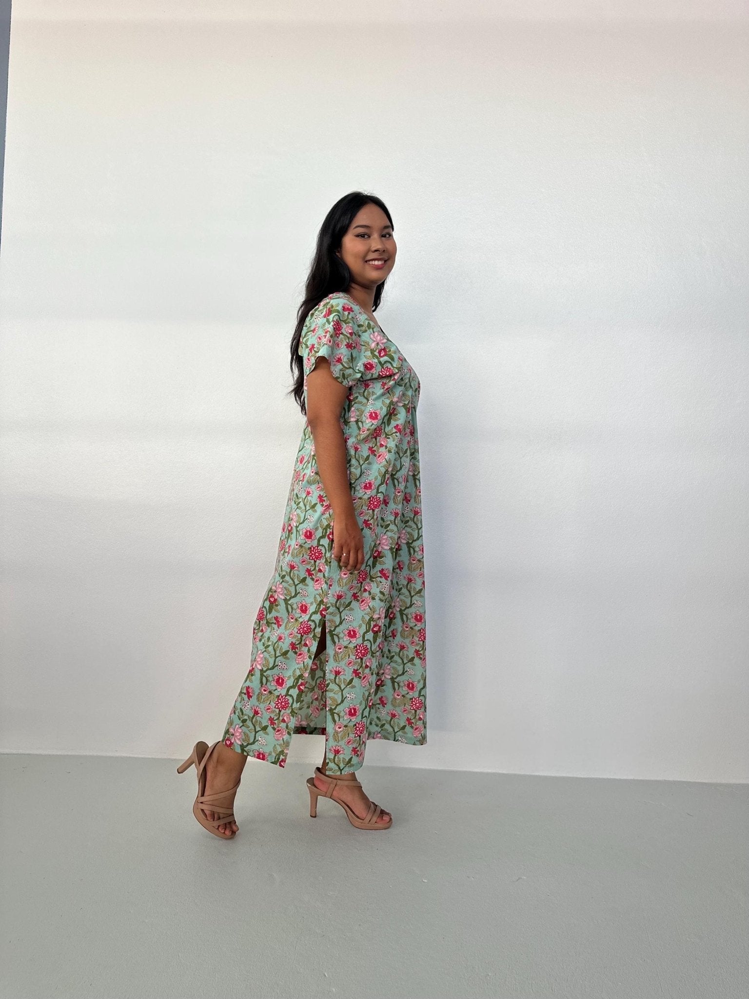 Mala Handworks Callie Petite Cotton Kaftan in Mint & Rose Floral