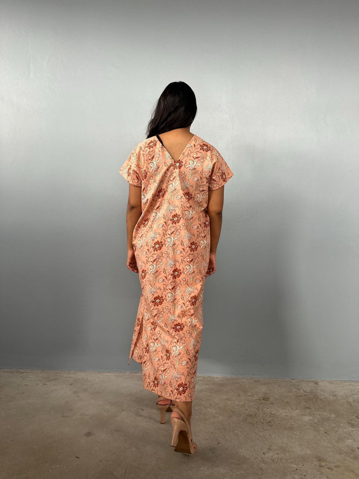 Mala Handworks Callie Petite Cotton Kaftan in Peach Floral Paisley