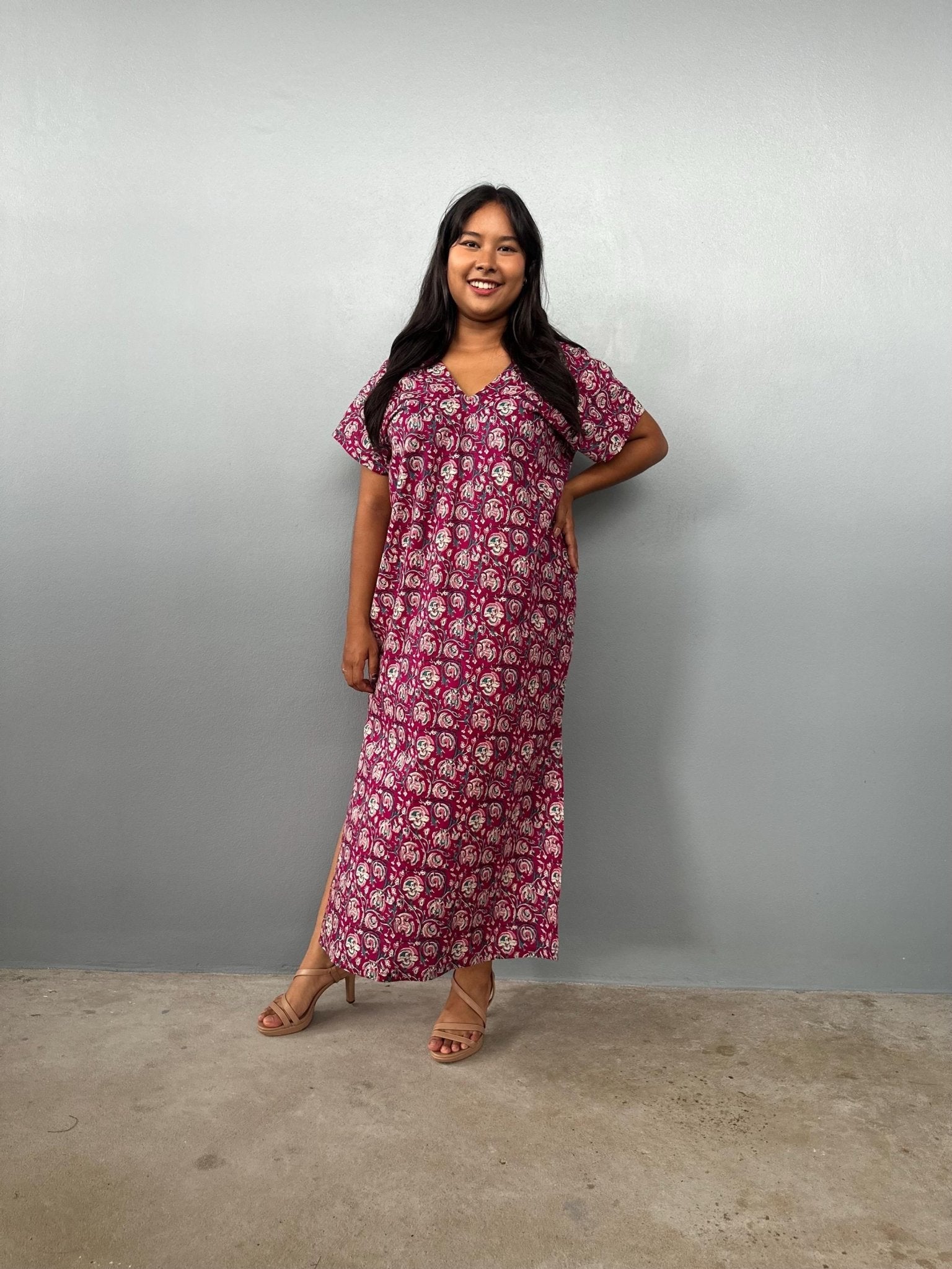Mala Handworks Callie Petite Cotton Kaftan in Raspberry Paisley
