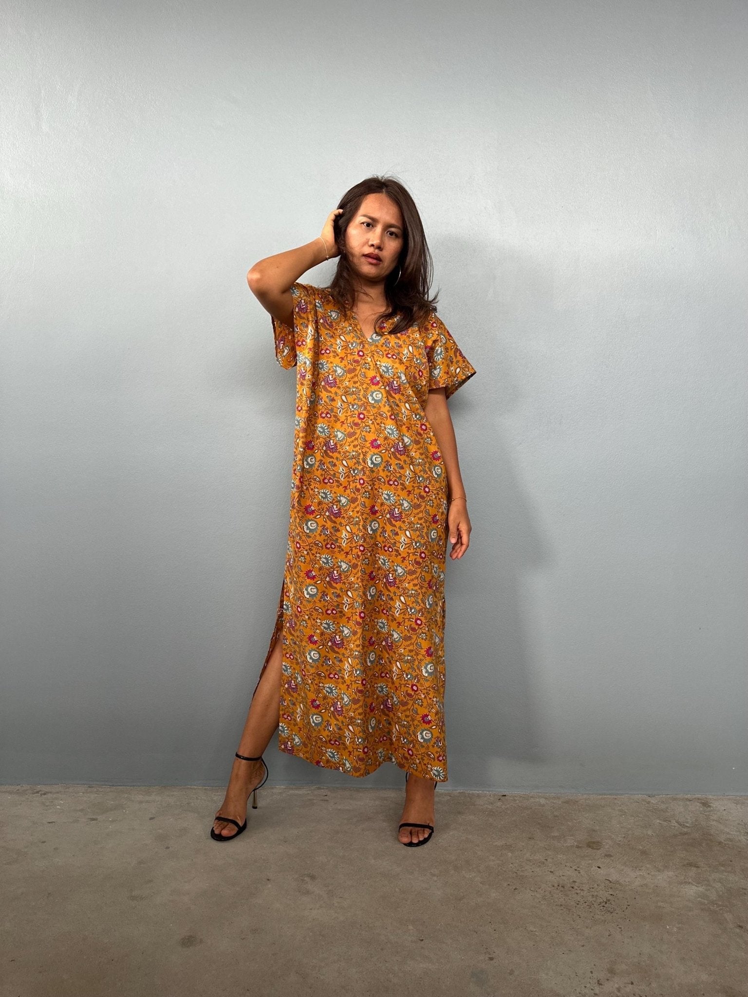 Mala Handworks Callie Petite Cotton Kaftan in Turmeric Floral Paisley