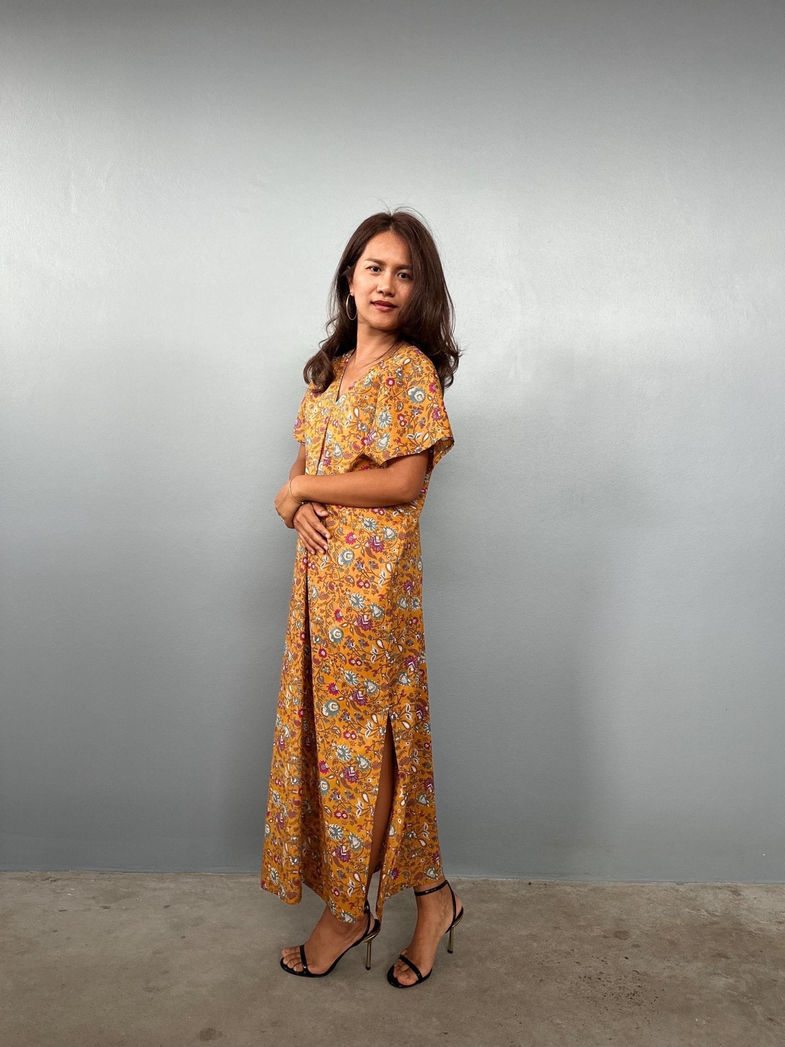 Mala Handworks Callie Petite Cotton Kaftan in Turmeric Floral Paisley