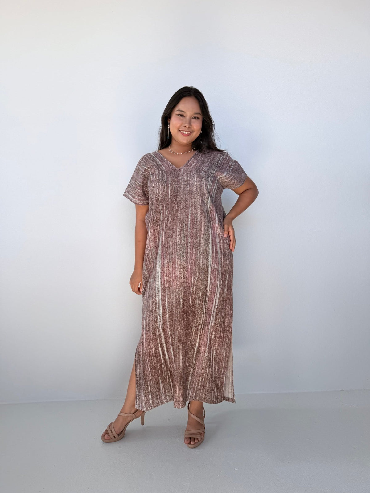 Mala Handworks Callie Petite Hand-Painted Kaftan in Mauve & Sand