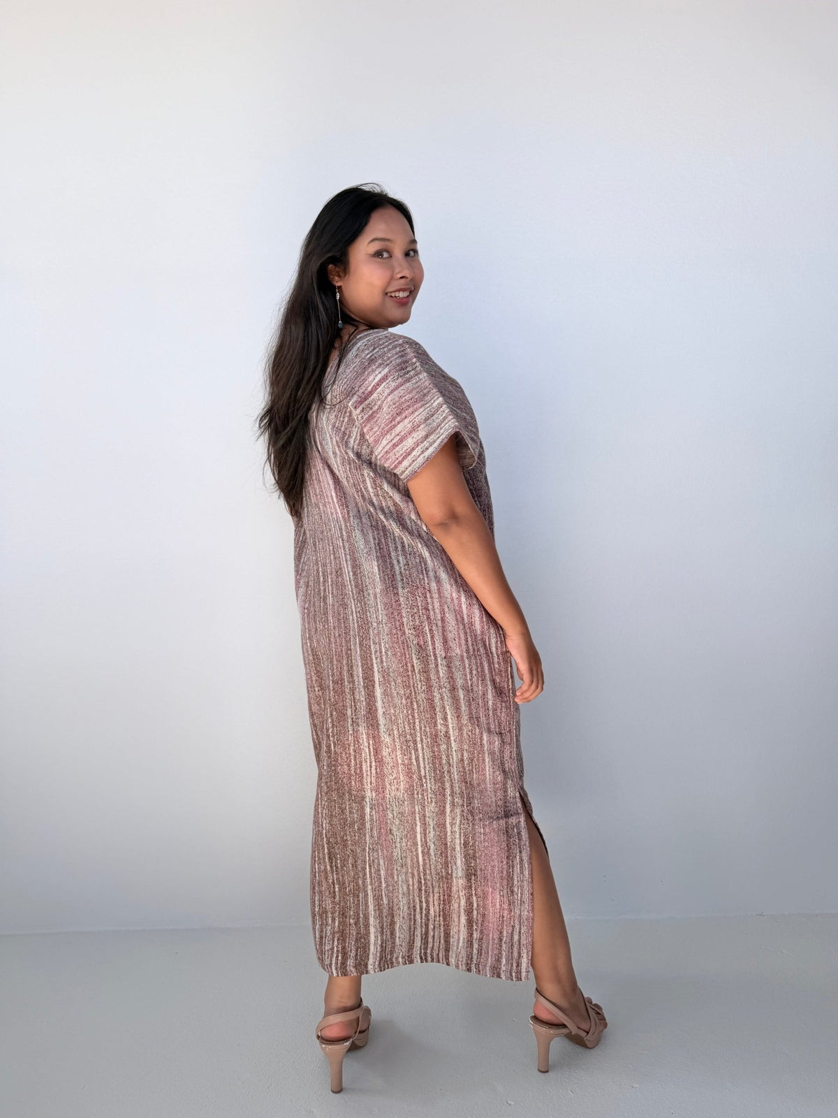 Mala Handworks Callie Petite Hand-Painted Kaftan in Mauve & Sand
