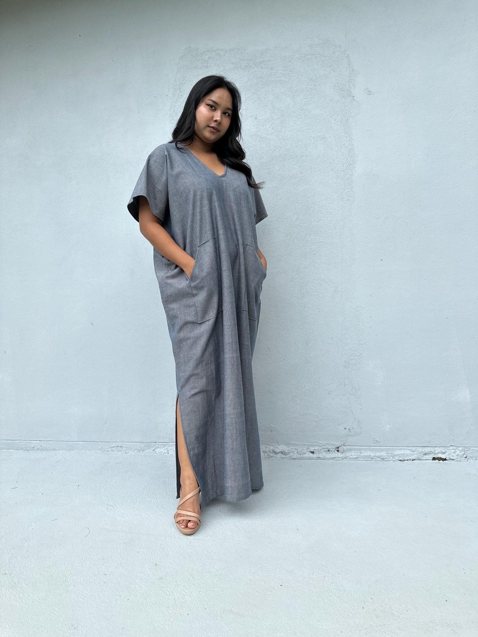Mala Handworks Daria Hand-Woven Cotton Kaftan in Gray