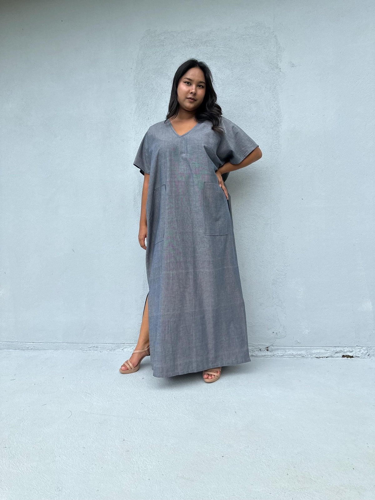 Mala Handworks Daria Hand-Woven Cotton Kaftan in Gray