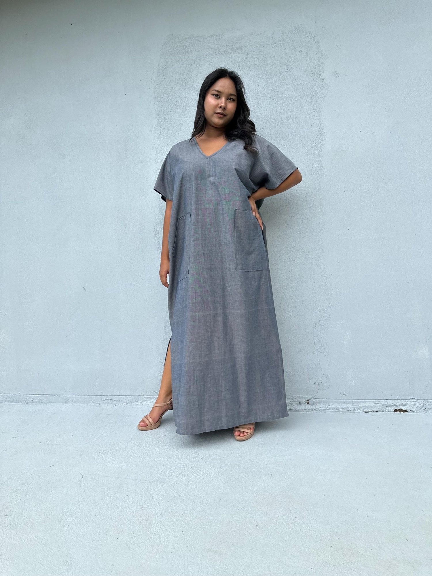 Mala Handworks Daria Hand-Woven Cotton Kaftan in Gray