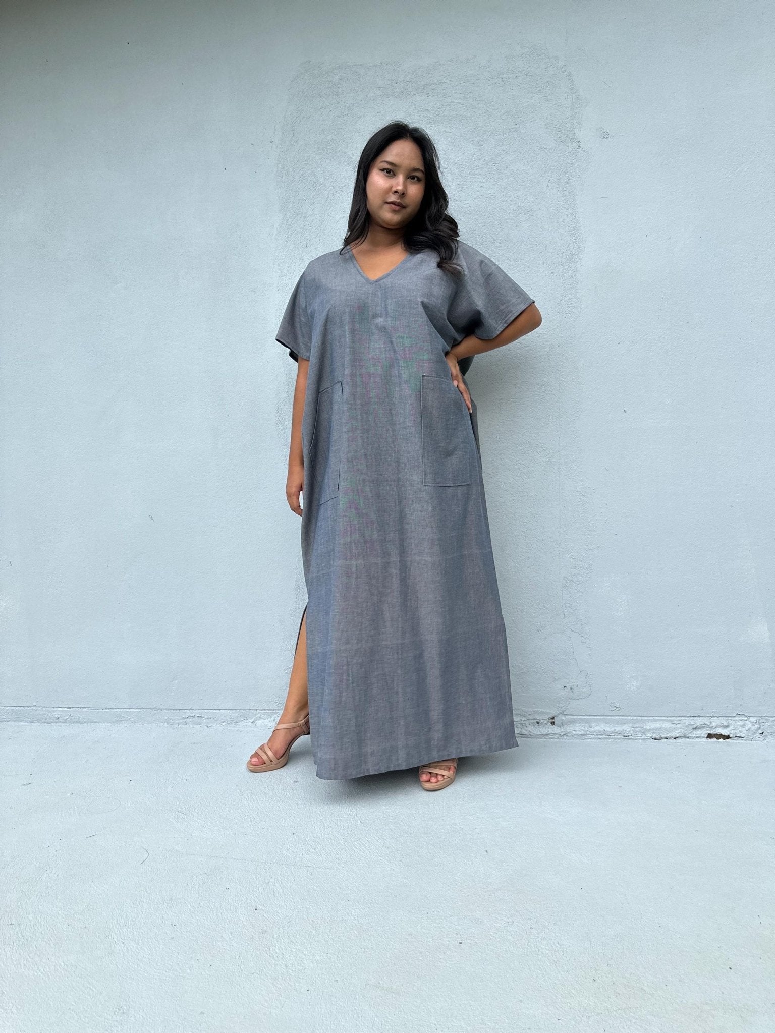 Mala Handworks Daria Hand-Woven Cotton Kaftan in Gray