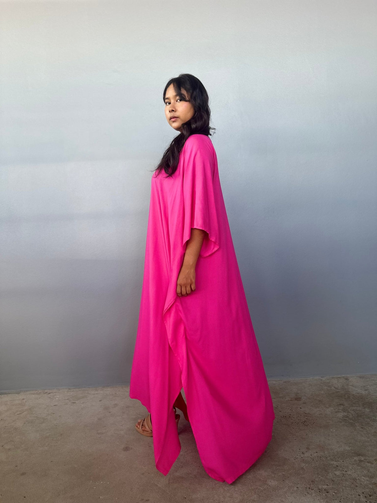 Eva Kaftan in Fuchsia - Mala Handworks