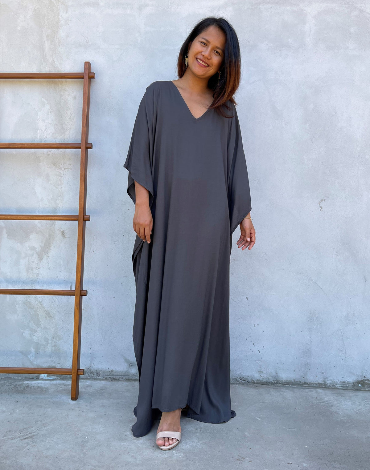 MALA handworks Eva Kaftan in Gray