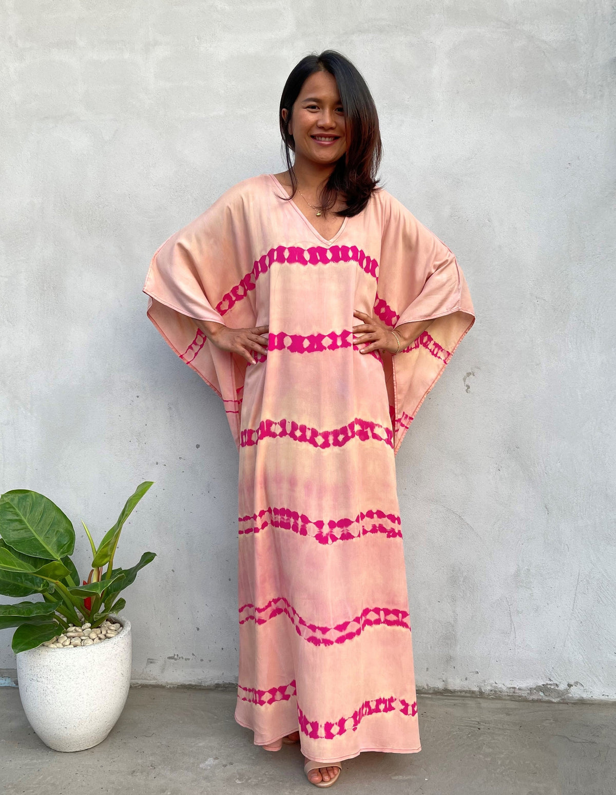 MALA handworks Eva Kaftan in Peach and Fuchsia Tie Dye