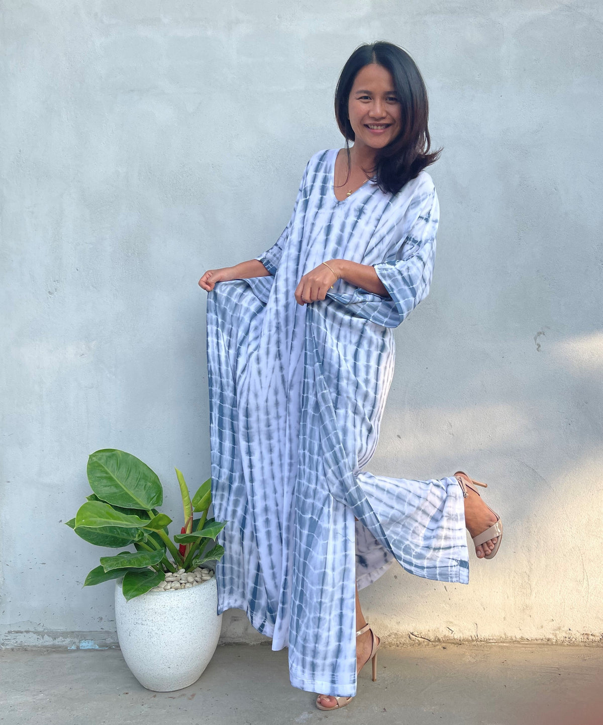 MALA handworks Eva Kaftan in White and Gray Tie Dye