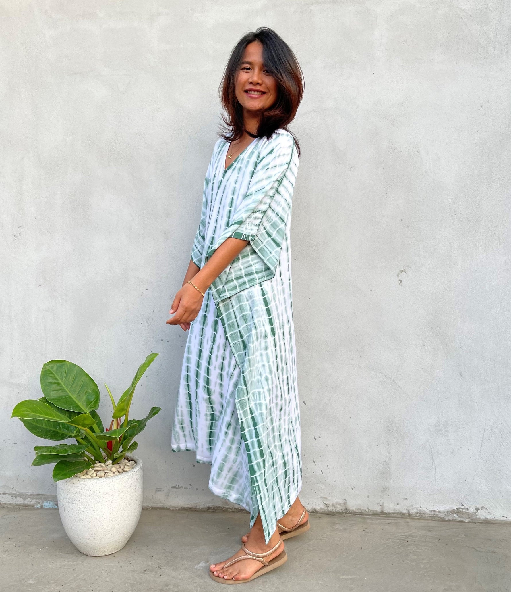 MALA handworks 52 in. Eva Kaftan in White and Green Tie Dye