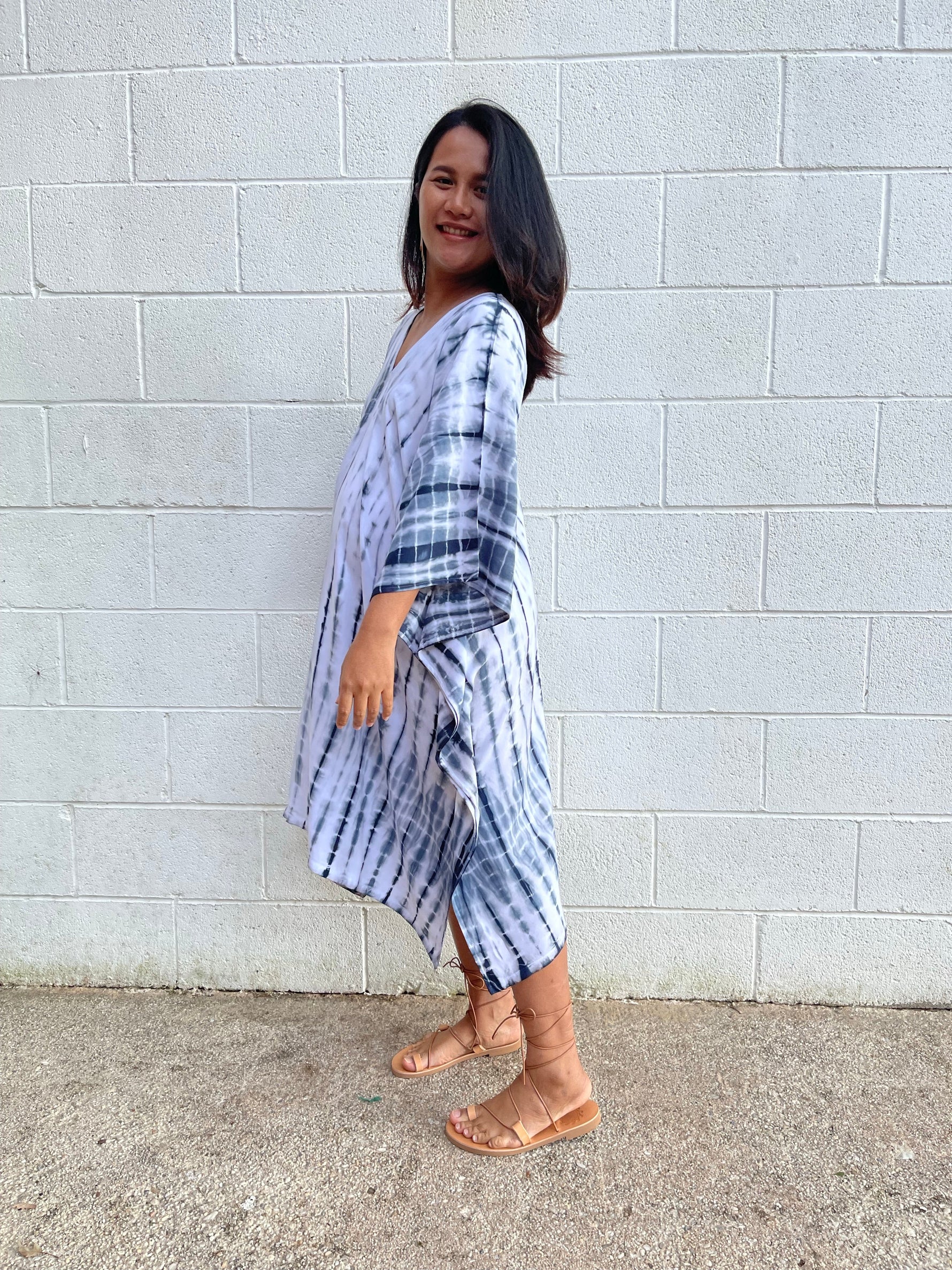 MALA handworks Fiona Midi Kaftan in White and Black Tie Dye