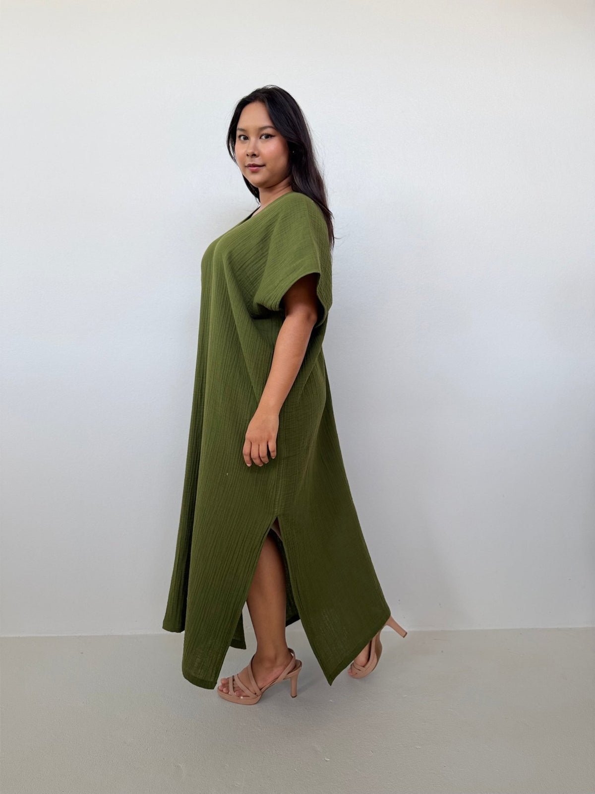 Mala Handworks Gloria Cotton Kaftan in Moss