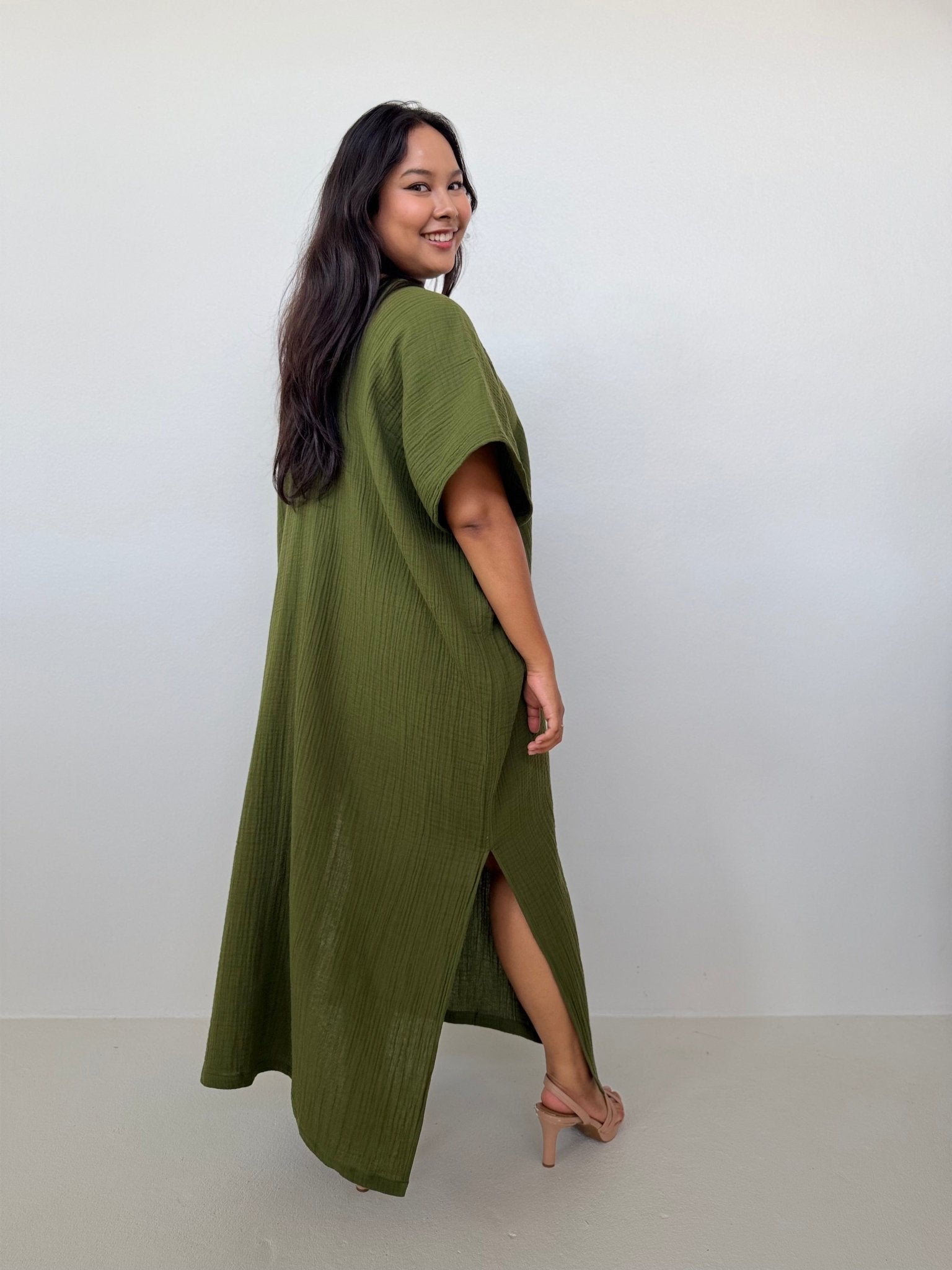 Mala Handworks Gloria Cotton Kaftan in Moss