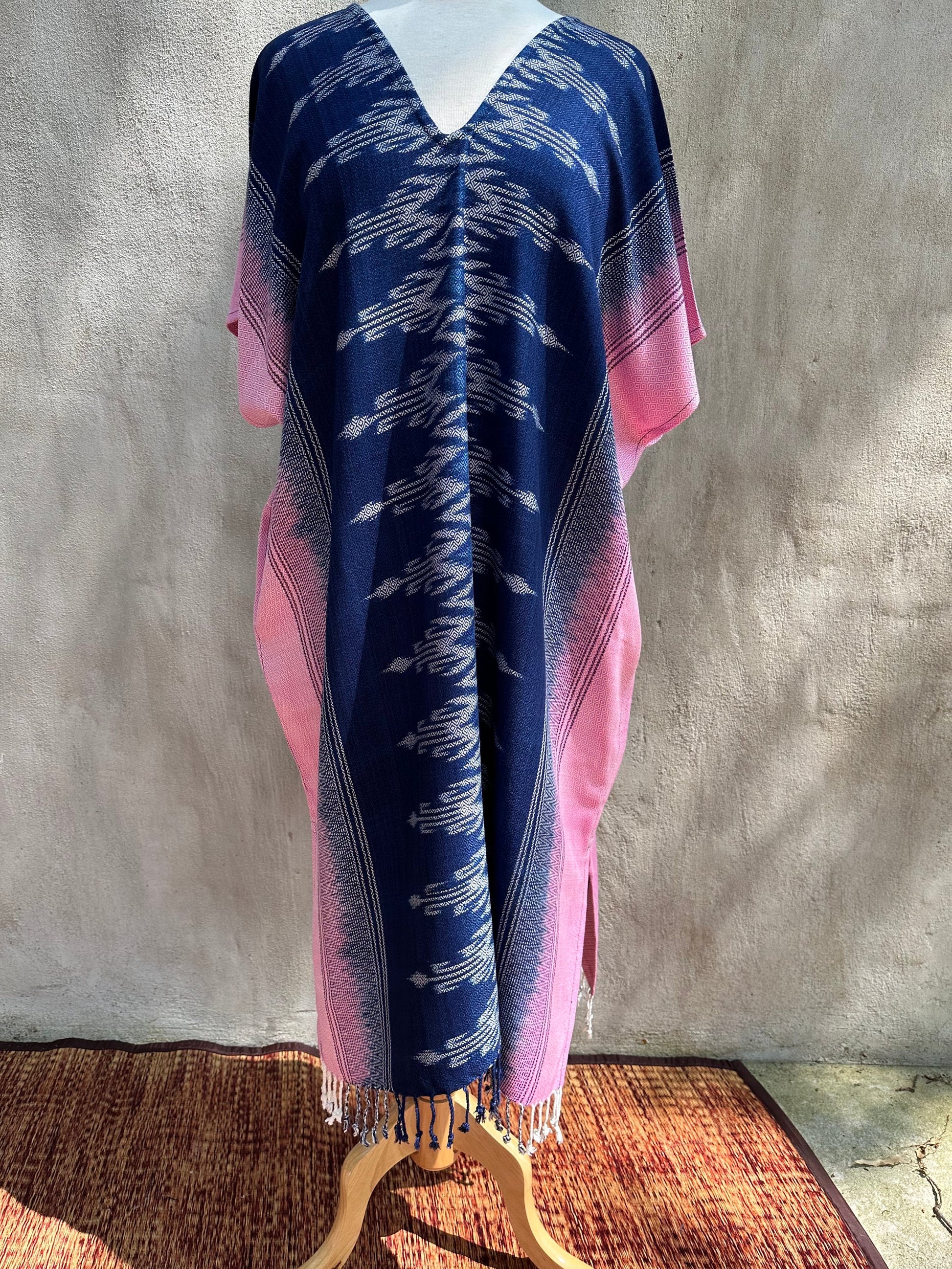 MALA handworks  Ikat Hand Woven Pattern Kaftan in Gray with White and Light Pink