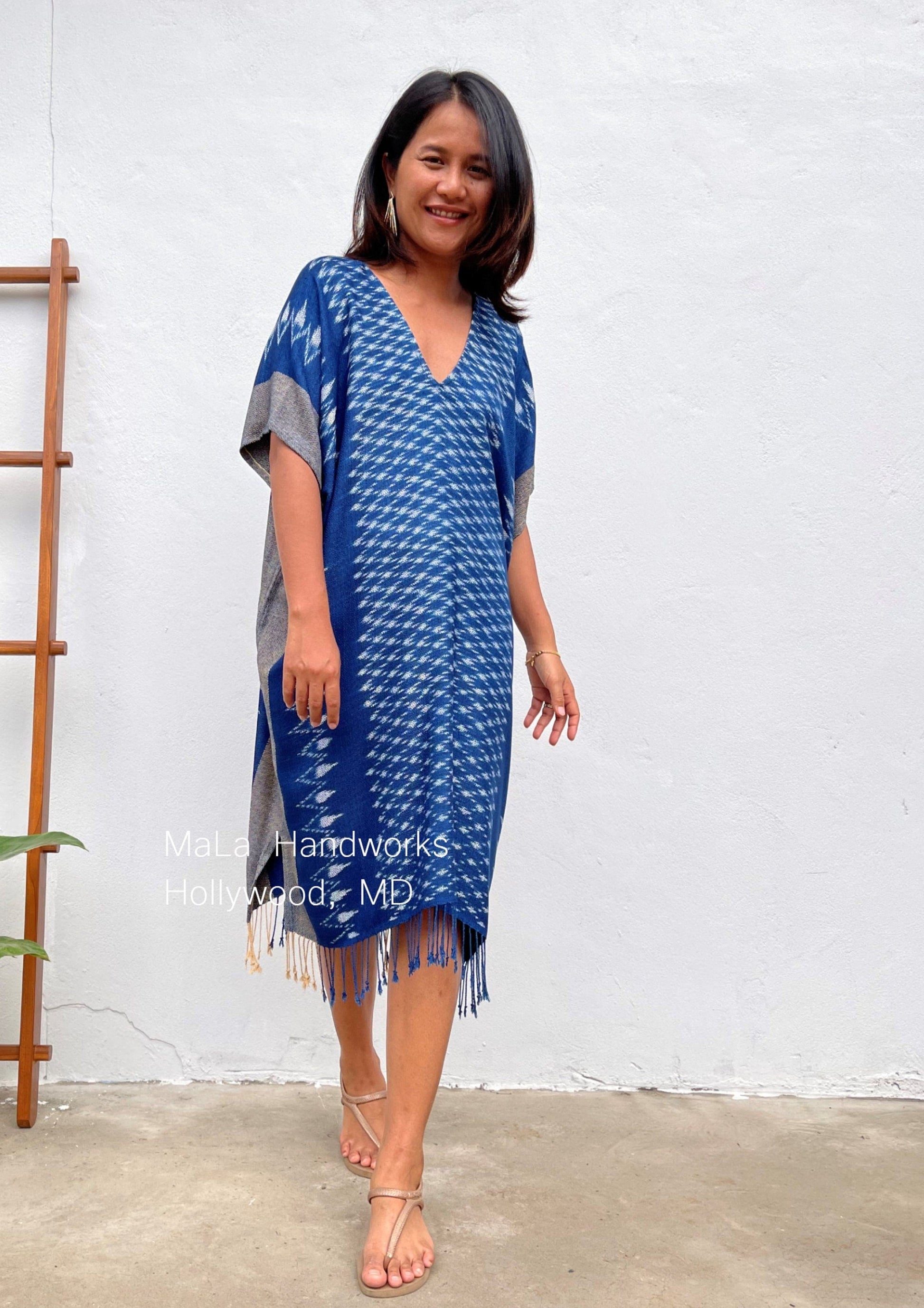 MALA handworks  Ikat Hand Woven Pattern Kaftan in Indigo Blue with White and Organic Dye