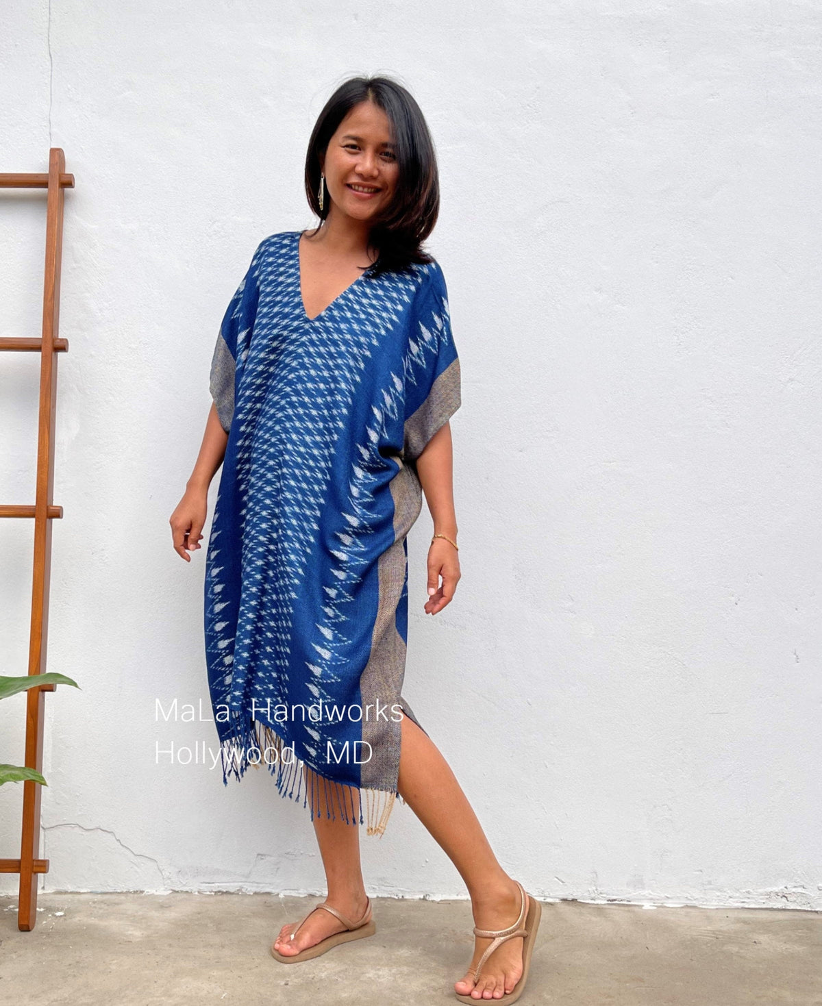MALA handworks  Ikat Hand Woven Pattern Kaftan in Indigo Blue with White and Organic Dye