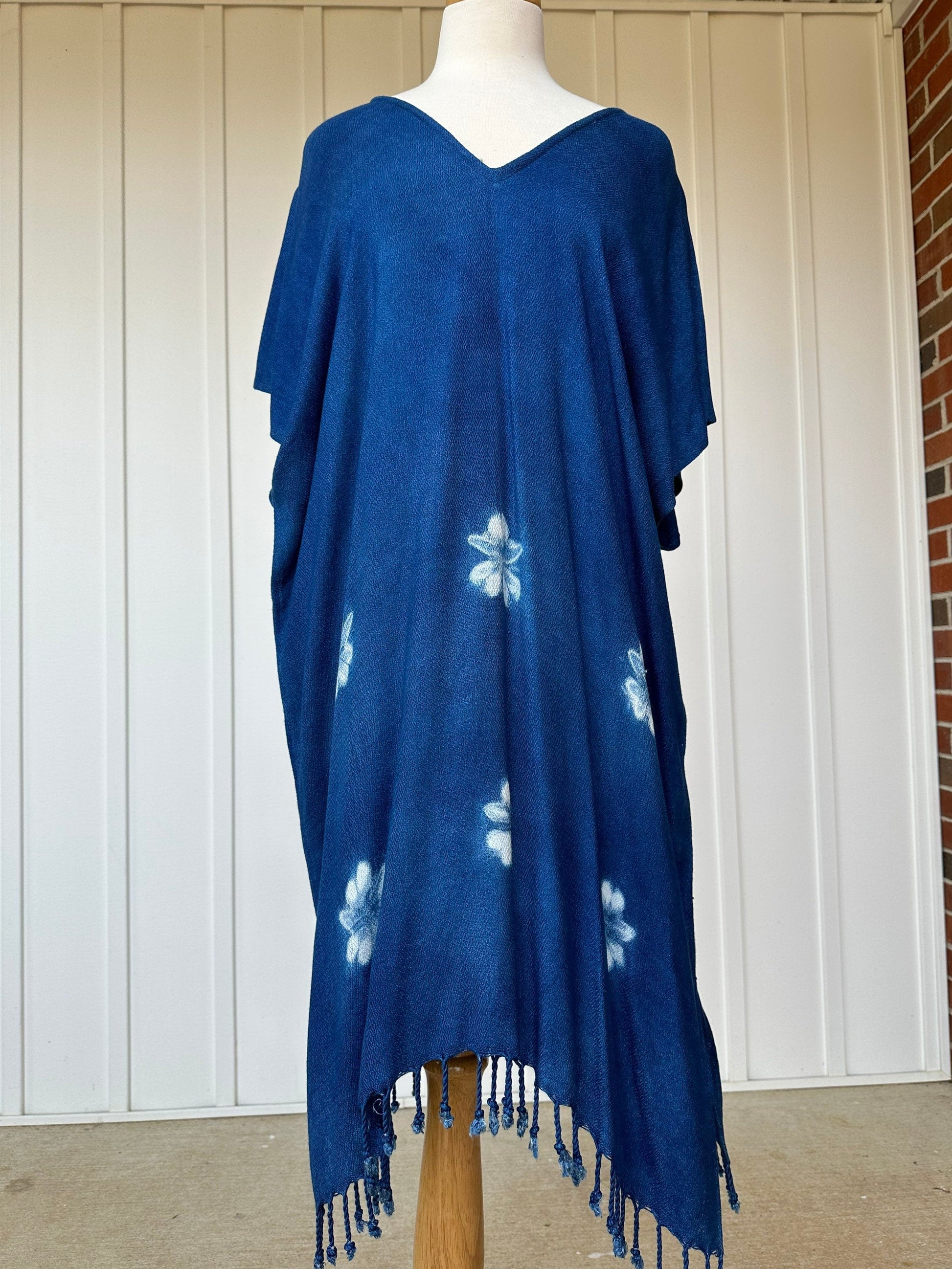 MALA handworks  Ikat Hand Woven Pattern Kaftan in Indigo Blue with White and Organic Dye