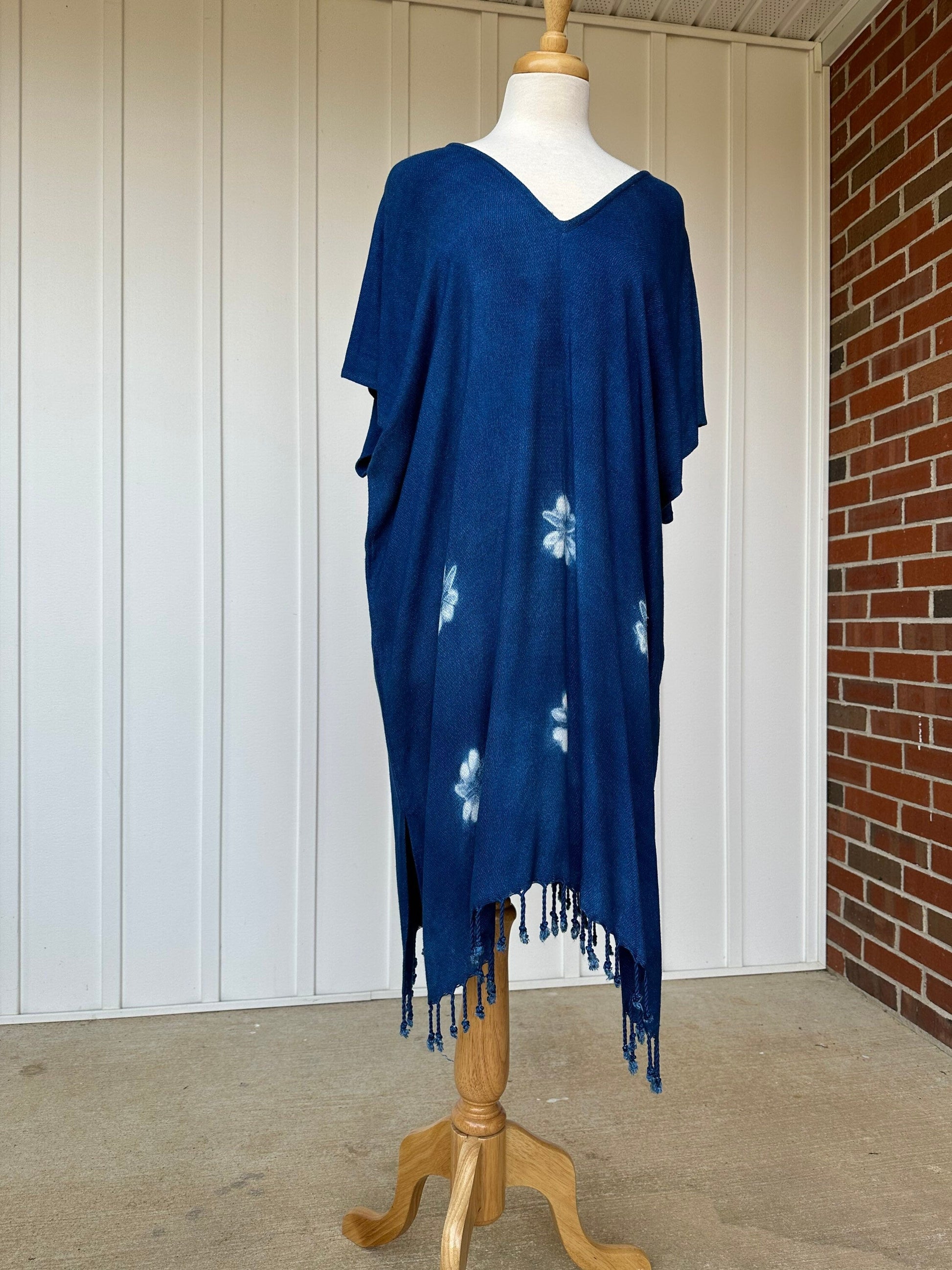 MALA handworks  Ikat Hand Woven Pattern Kaftan in Indigo Blue with White and Organic Dye