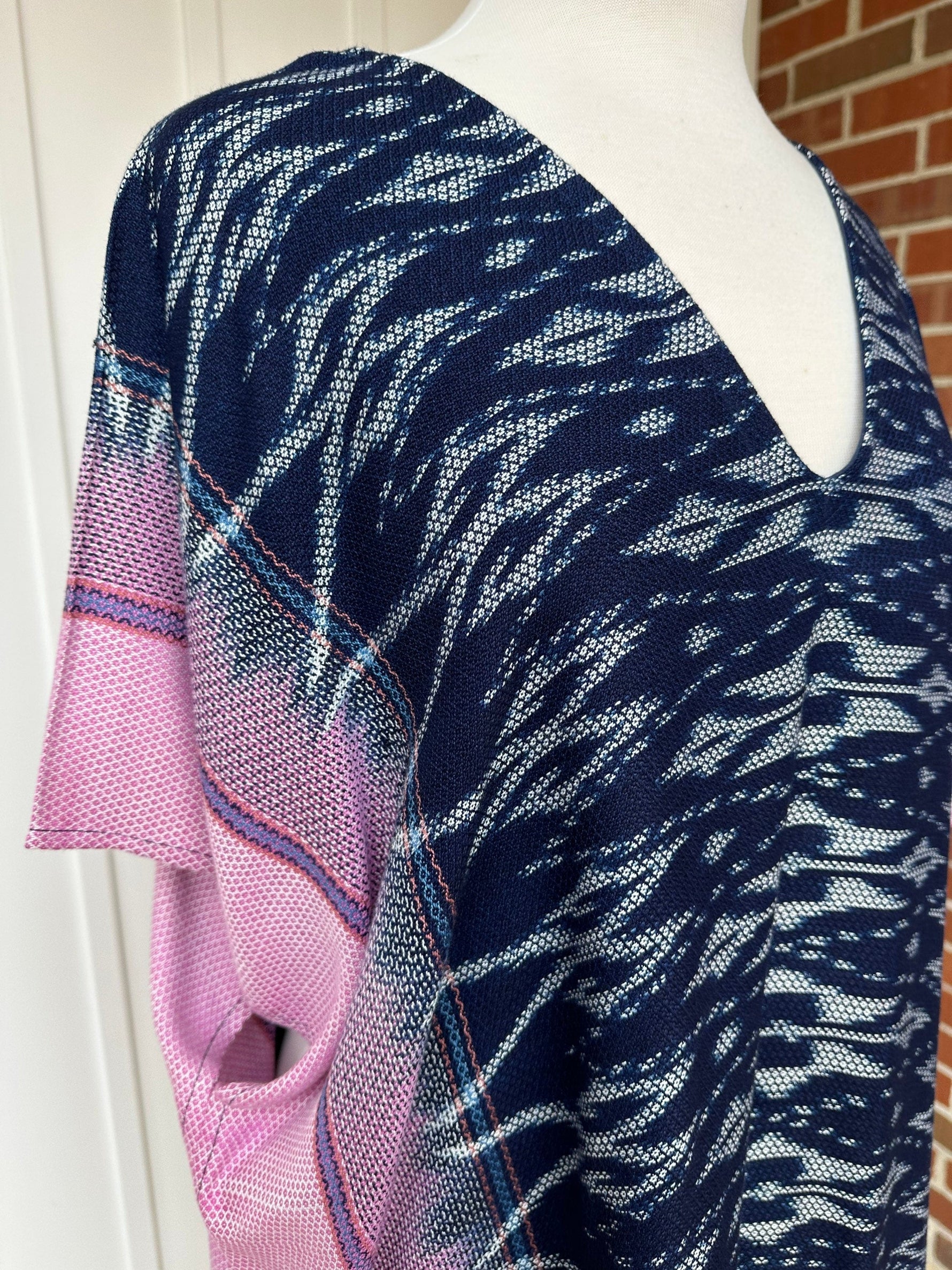 MALA handworks  Ikat Hand Woven Pattern Kaftan in Indigo Blue with White and Pink Organic Dye