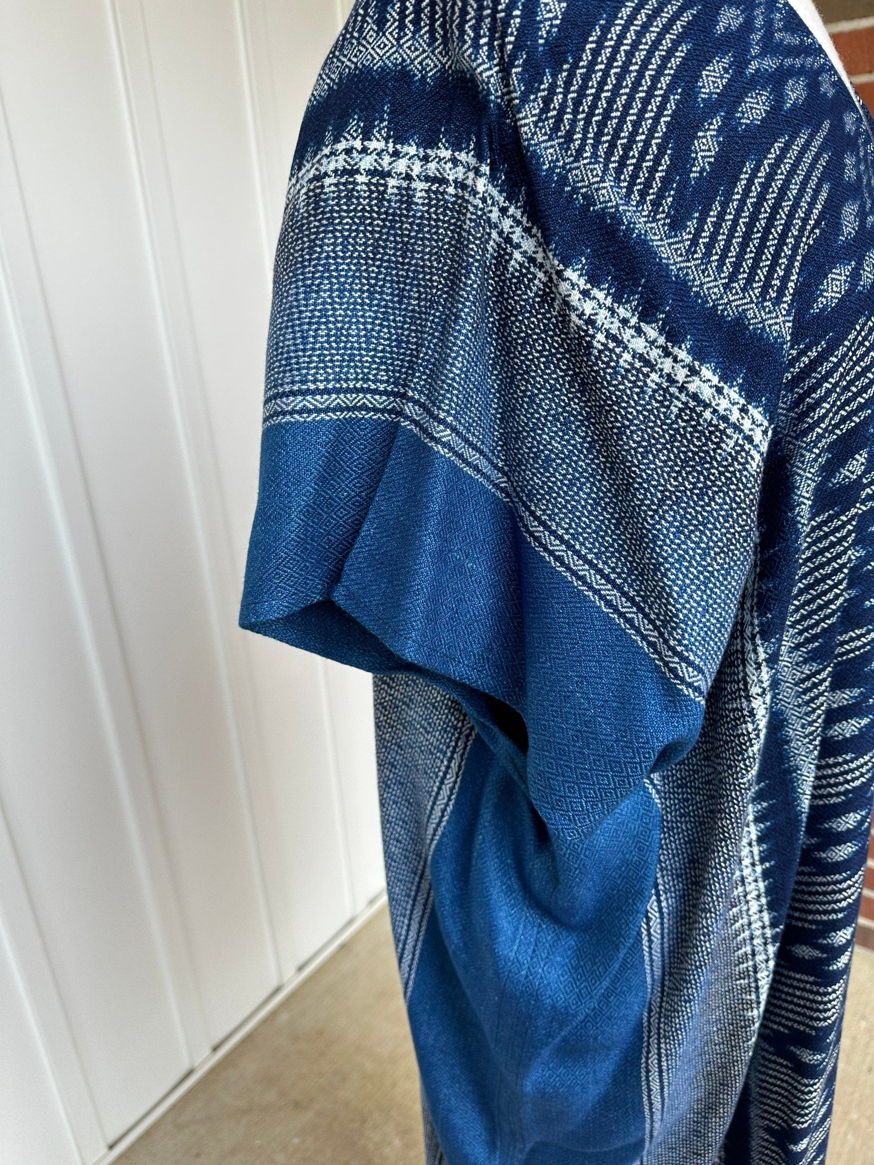 MALA handworks  Ikat Hand Woven Pattern Kaftan in Indigo Blue with White and Pink Organic Dye
