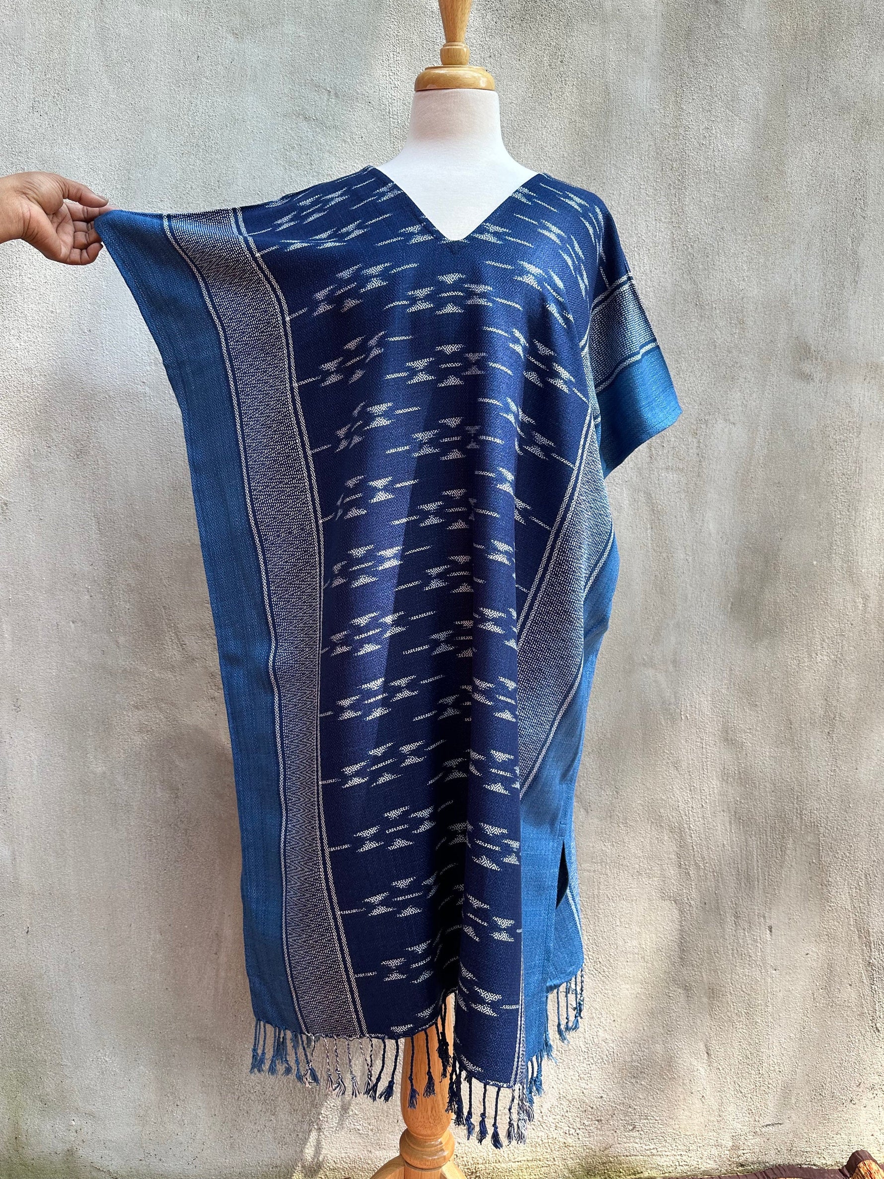 MALA handworks  Ikat Hand Woven Pattern Kaftan in Indigo Blue with White