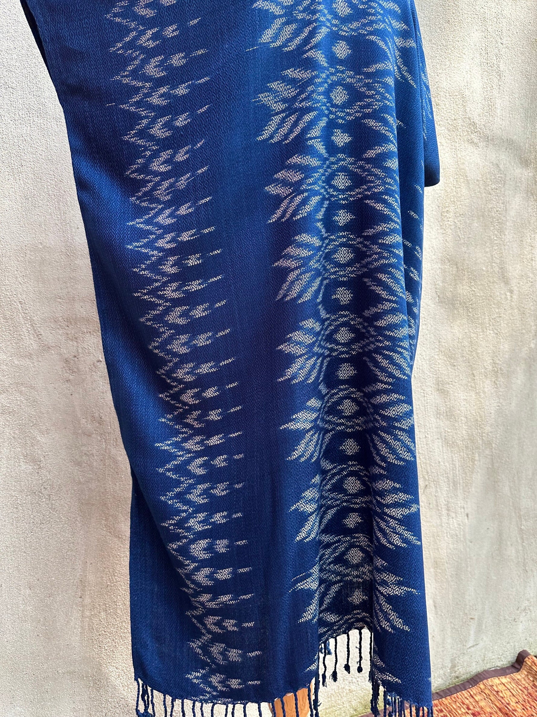 MALA handworks  Ikat Hand Woven Pattern Kaftan in Indigo Blue with White