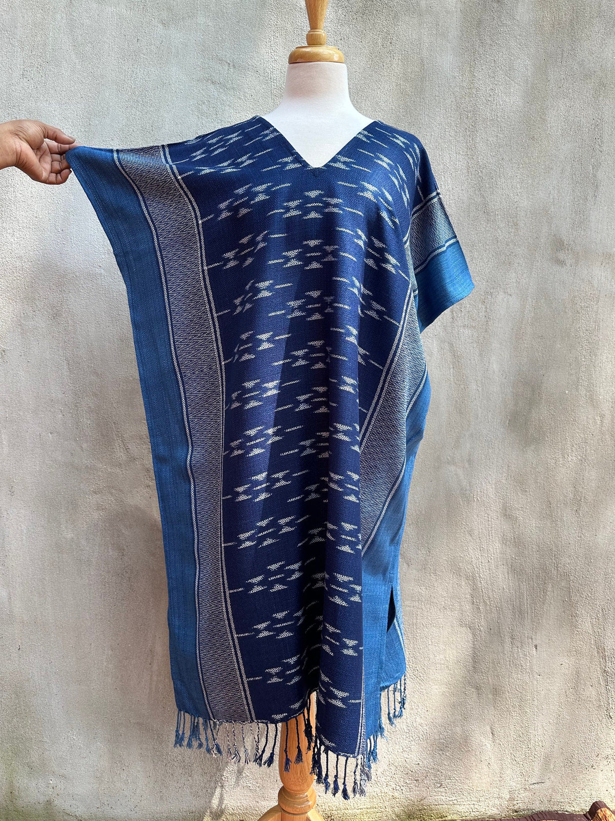 MALA handworks  Ikat Hand Woven Pattern Kaftan in Indigo Blue with White