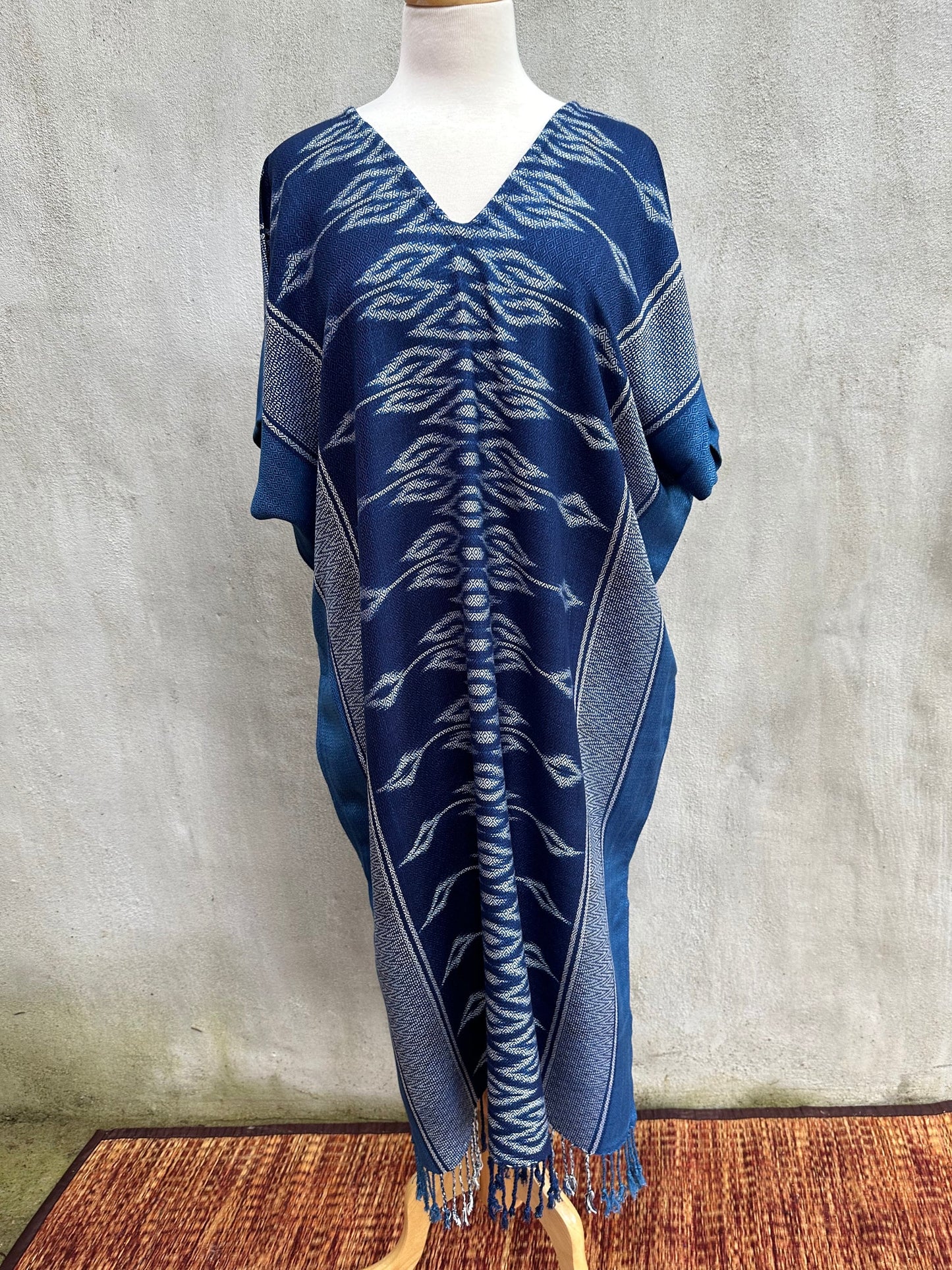 MALA handworks  Ikat Hand Woven Pattern Kaftan in Indigo Blue with White