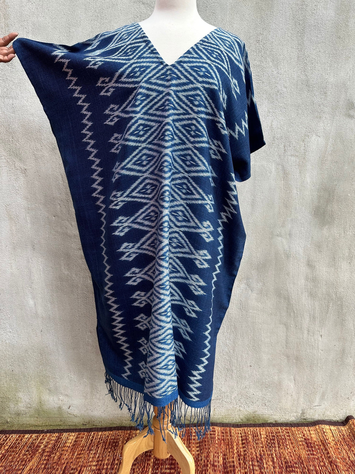 MALA handworks  Ikat Hand Woven Pattern Kaftan in Indigo Blue with White