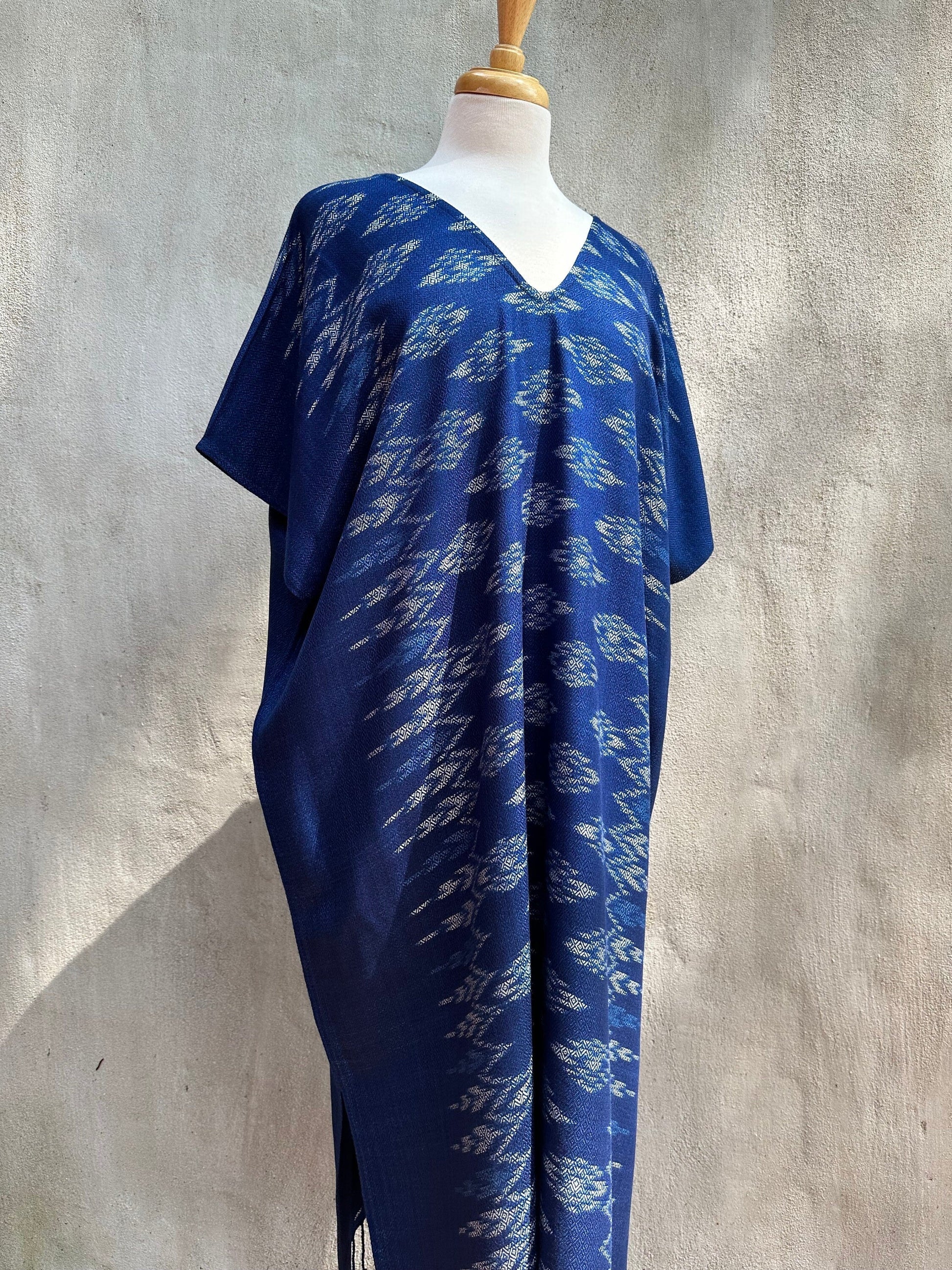 MALA handworks  Ikat Hand Woven Pattern Kaftan in Indigo Blue with White