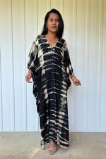 MALA handworks  iynta kaftan in Black Tie Dye